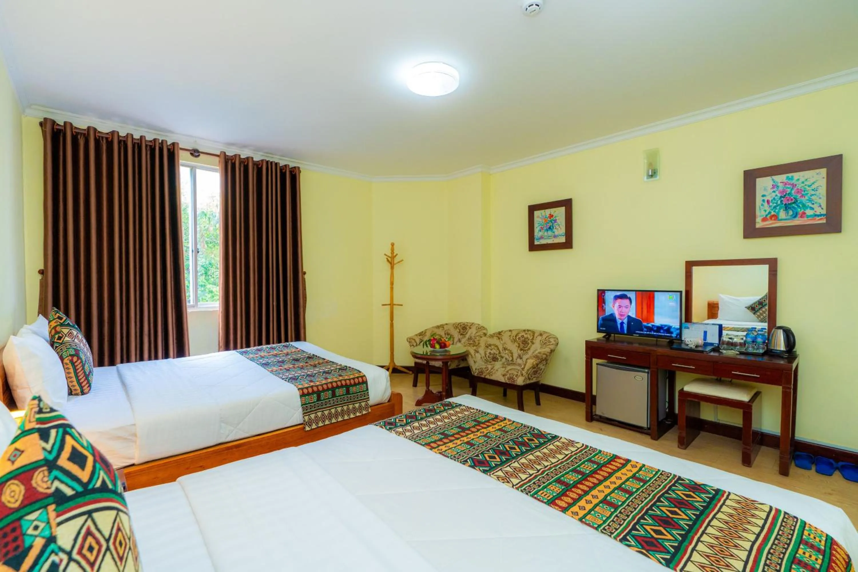 Bathroom, Bed in Hoang Ha Boutique Hotel