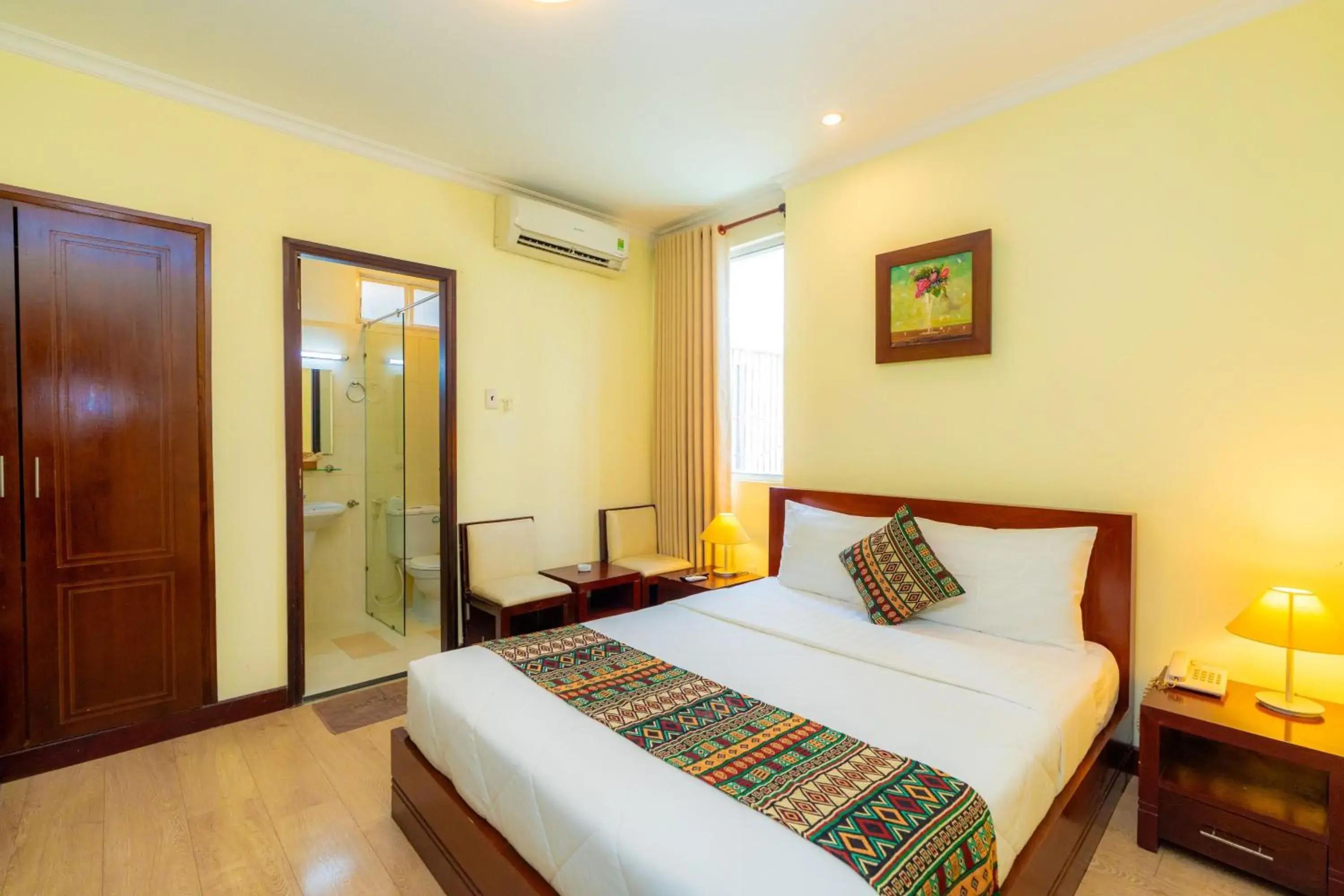 City view, Bed in Hoang Ha Boutique Hotel City view, Bed in Hoang Ha Boutique Hotel