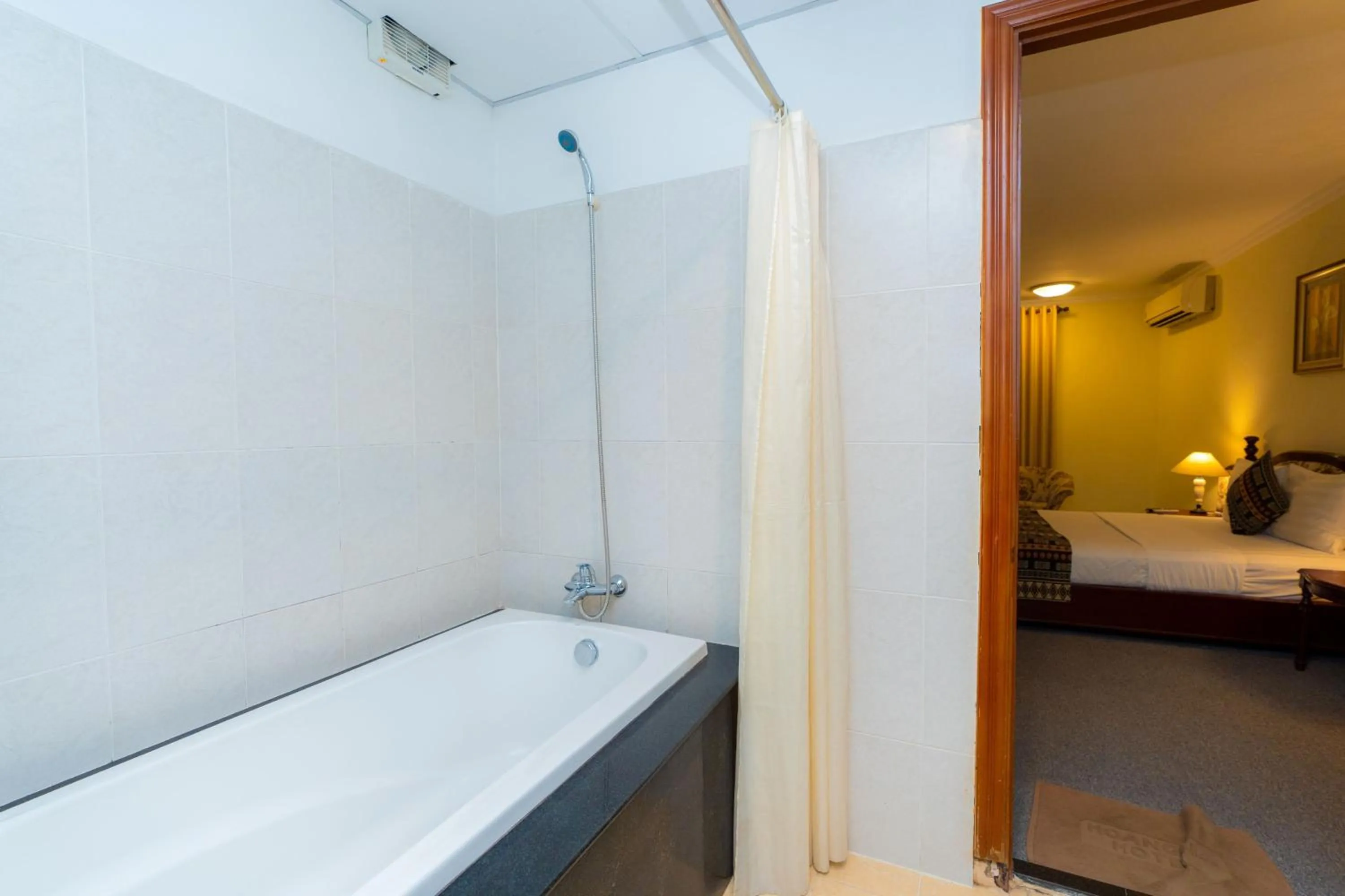 Superior Double Room in Hoang Ha Boutique Hotel