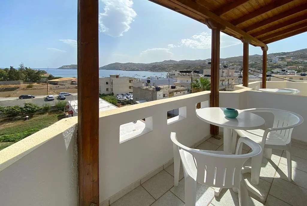 Balcony/Terrace in Alexander House Hotel