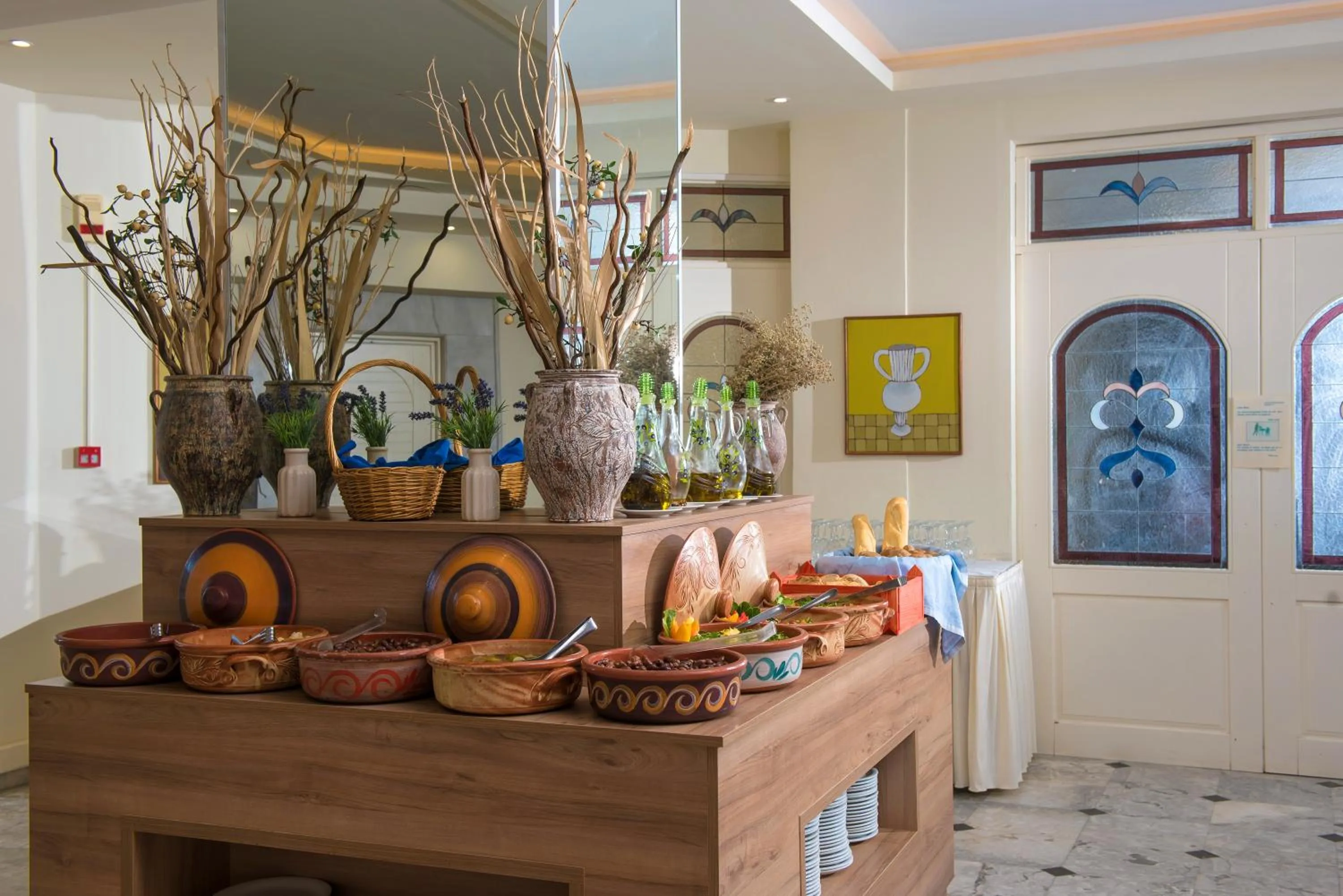 Restaurant/places to eat in Alexander House Hotel