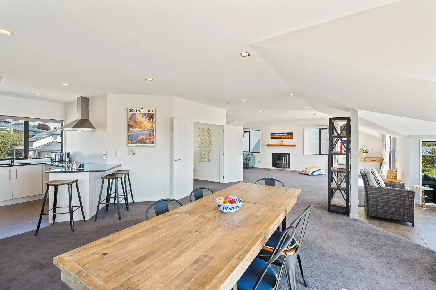 IRONSIDE LAKEVIEW TOWNHOUSE