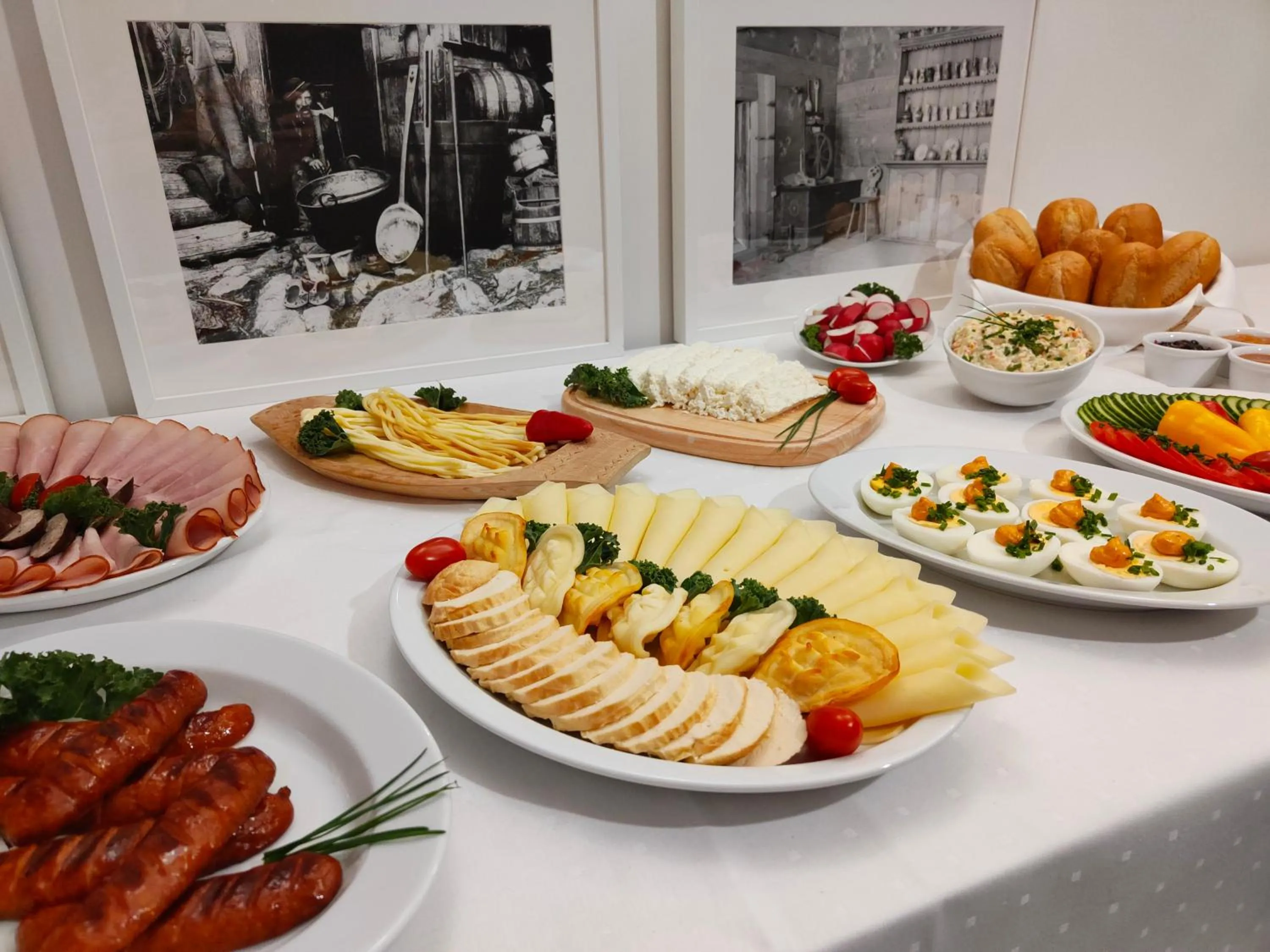 Breakfast in Apartamenty ApartArt Zakopane