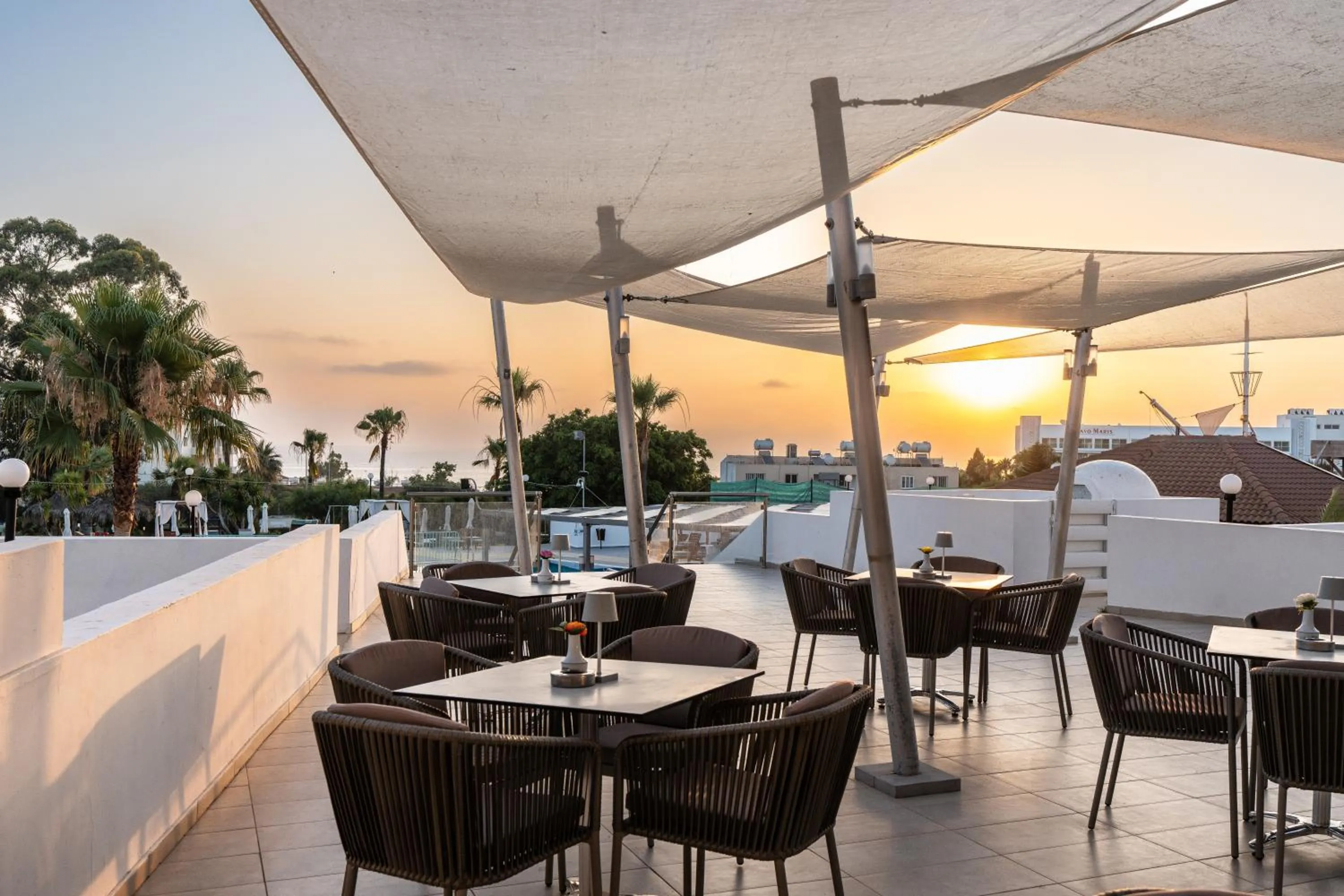 Breakfast in Adelais Bay Hotel