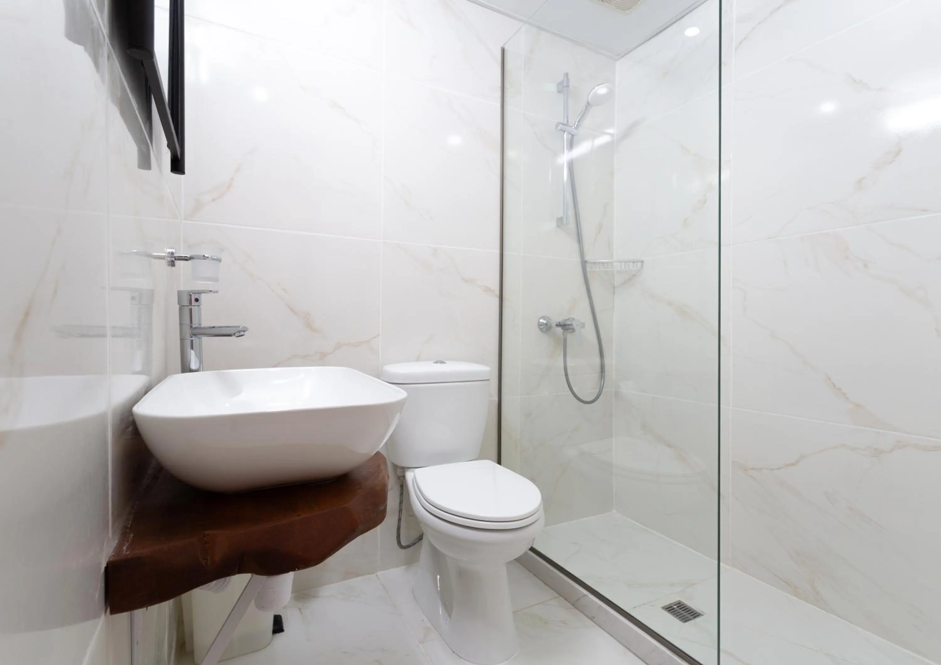 Bathroom in Adelais Bay Hotel
