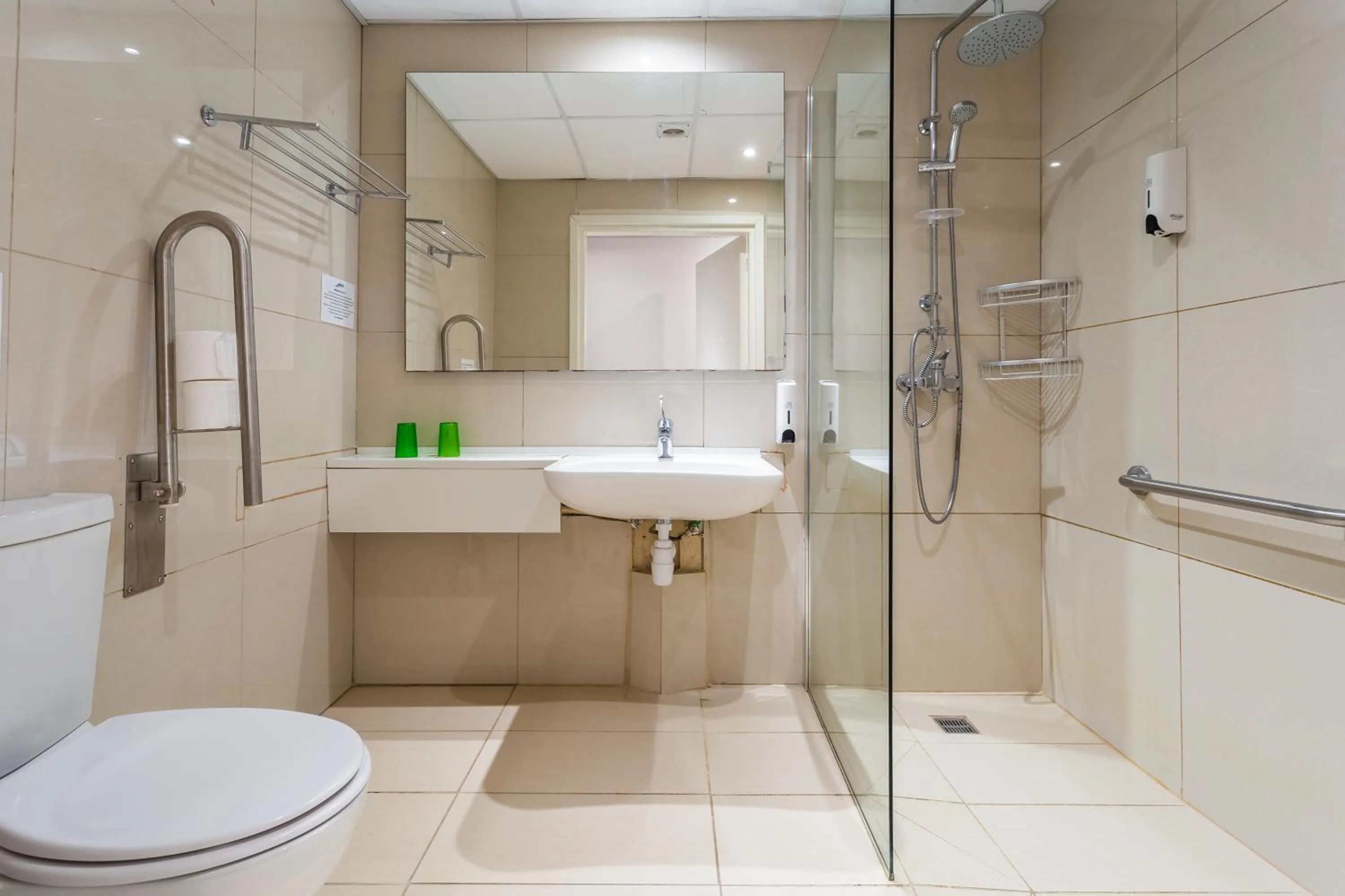 Bathroom in Adelais Bay Hotel