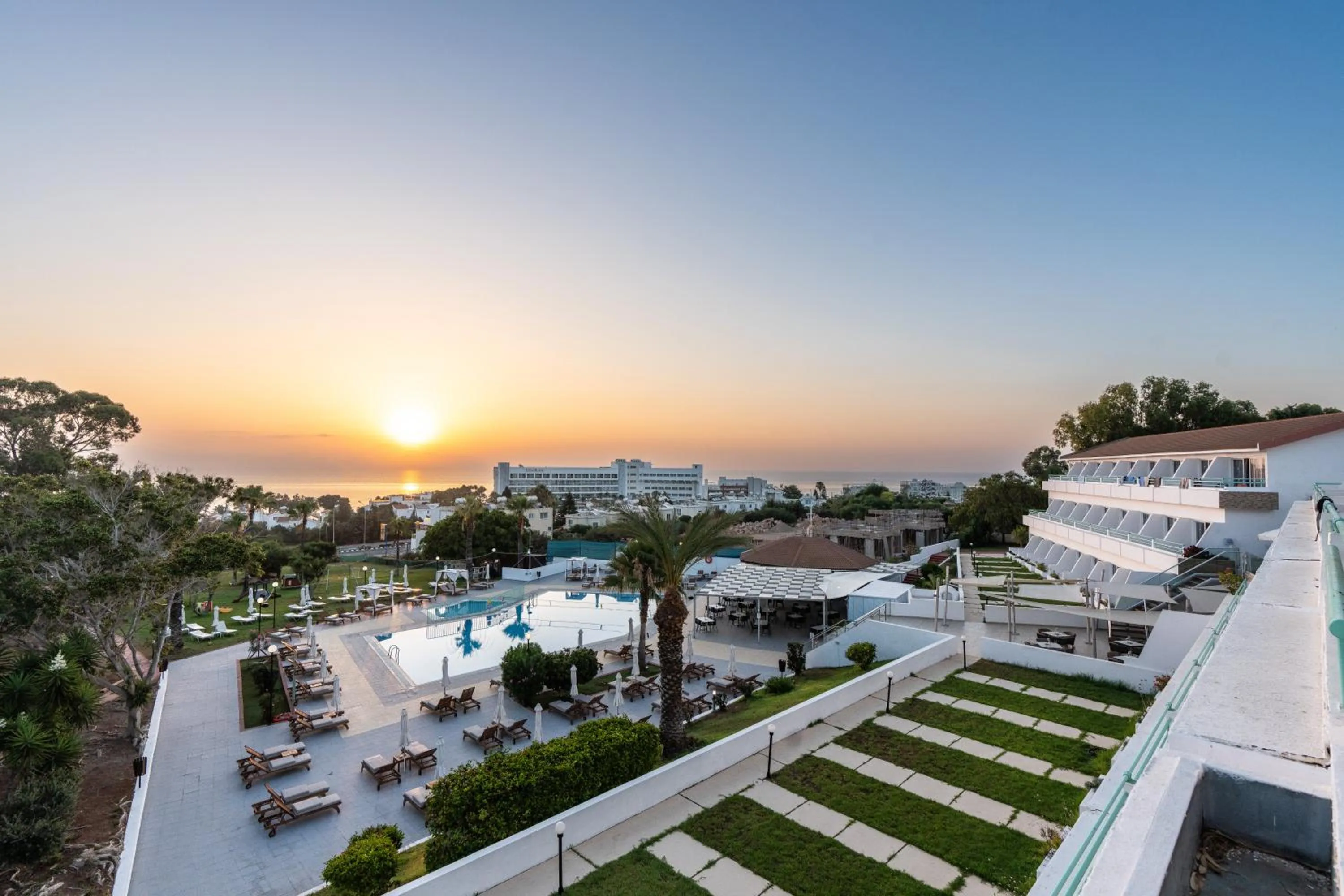Breakfast in Adelais Bay Hotel