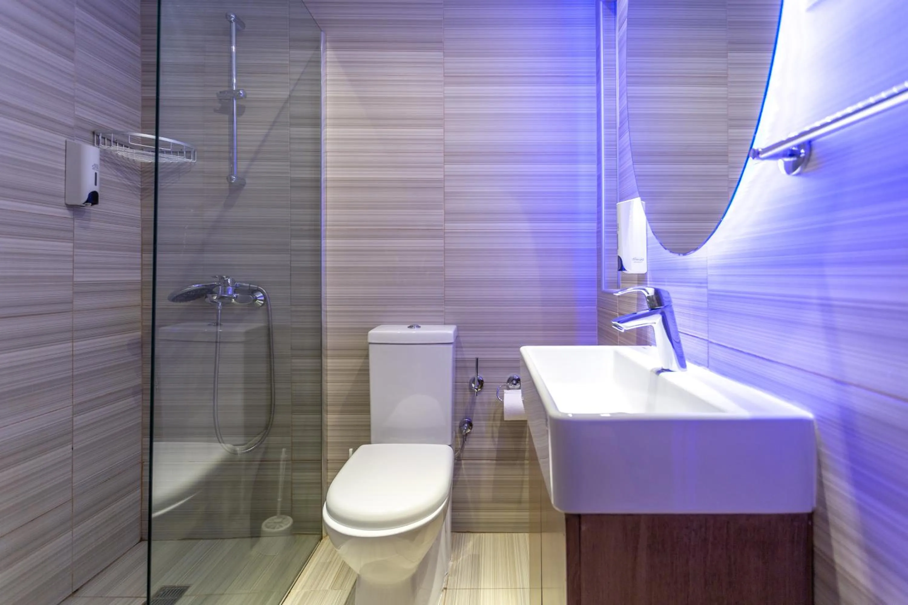 Bathroom in Adelais Bay Hotel