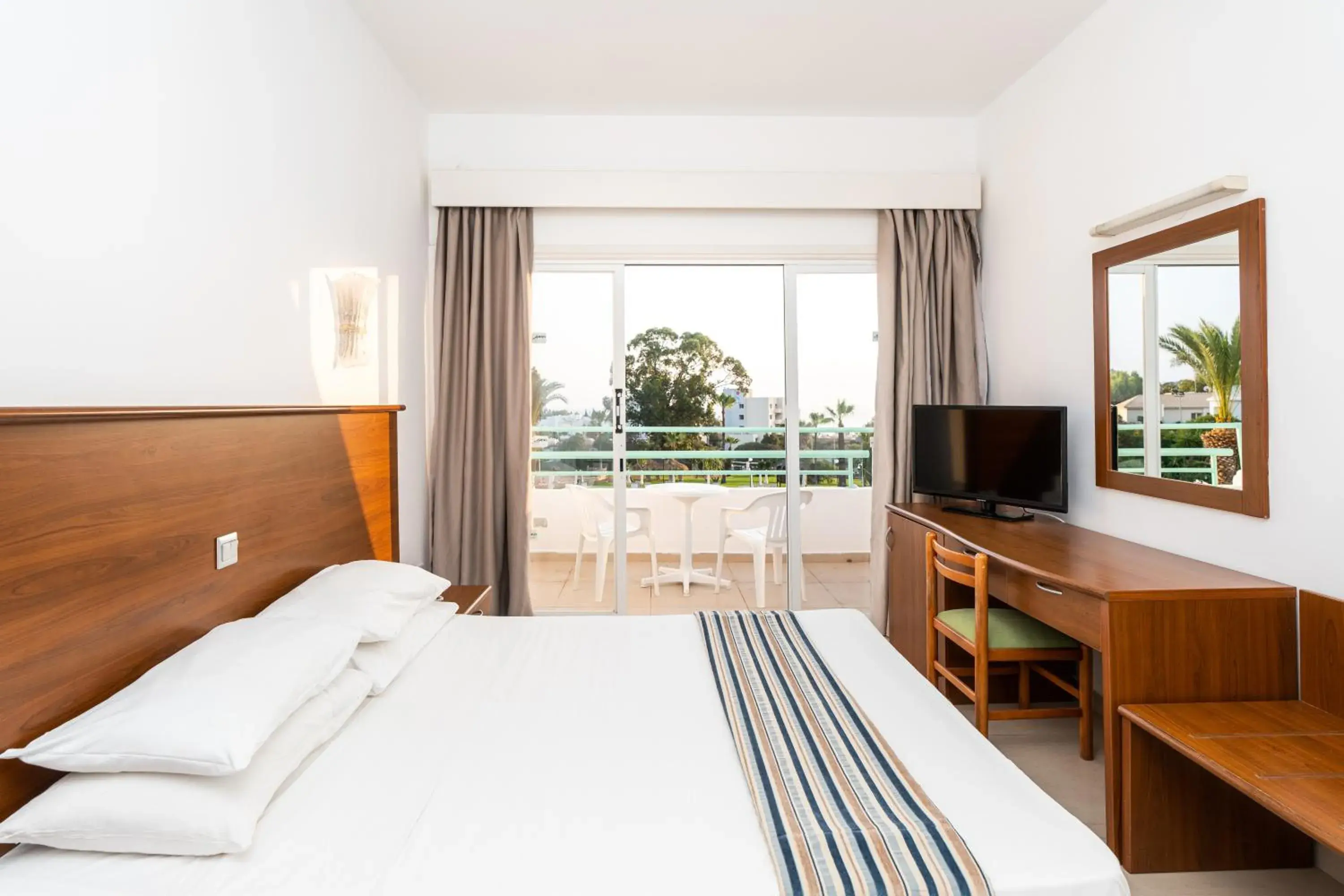 Triple Room with Sea View (2 Adults + 1 Child) in Adelais Bay Hotel Triple Room with Sea View (2 Adults + 1 Child) in Adelais Bay Hotel