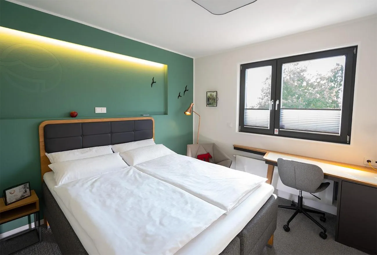 Bed in Hotel Am Leinritt