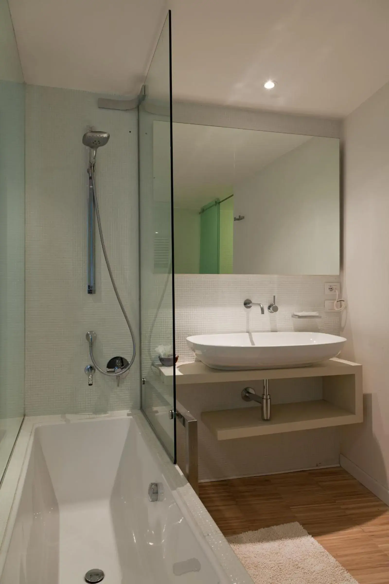 Bathroom in Hotel La Conchiglia Bathroom in Hotel La Conchiglia