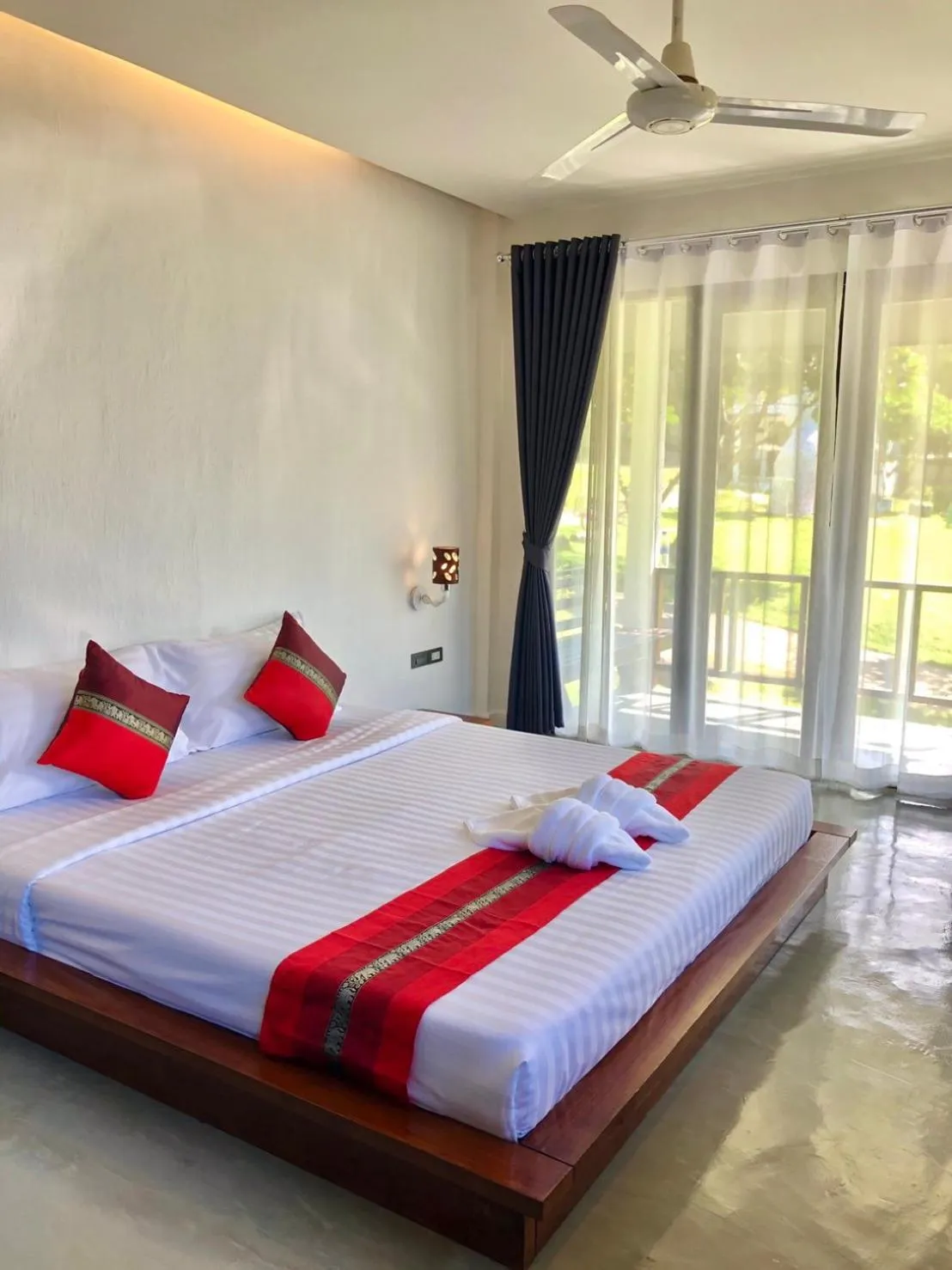 Bed in Diamond Village Pai