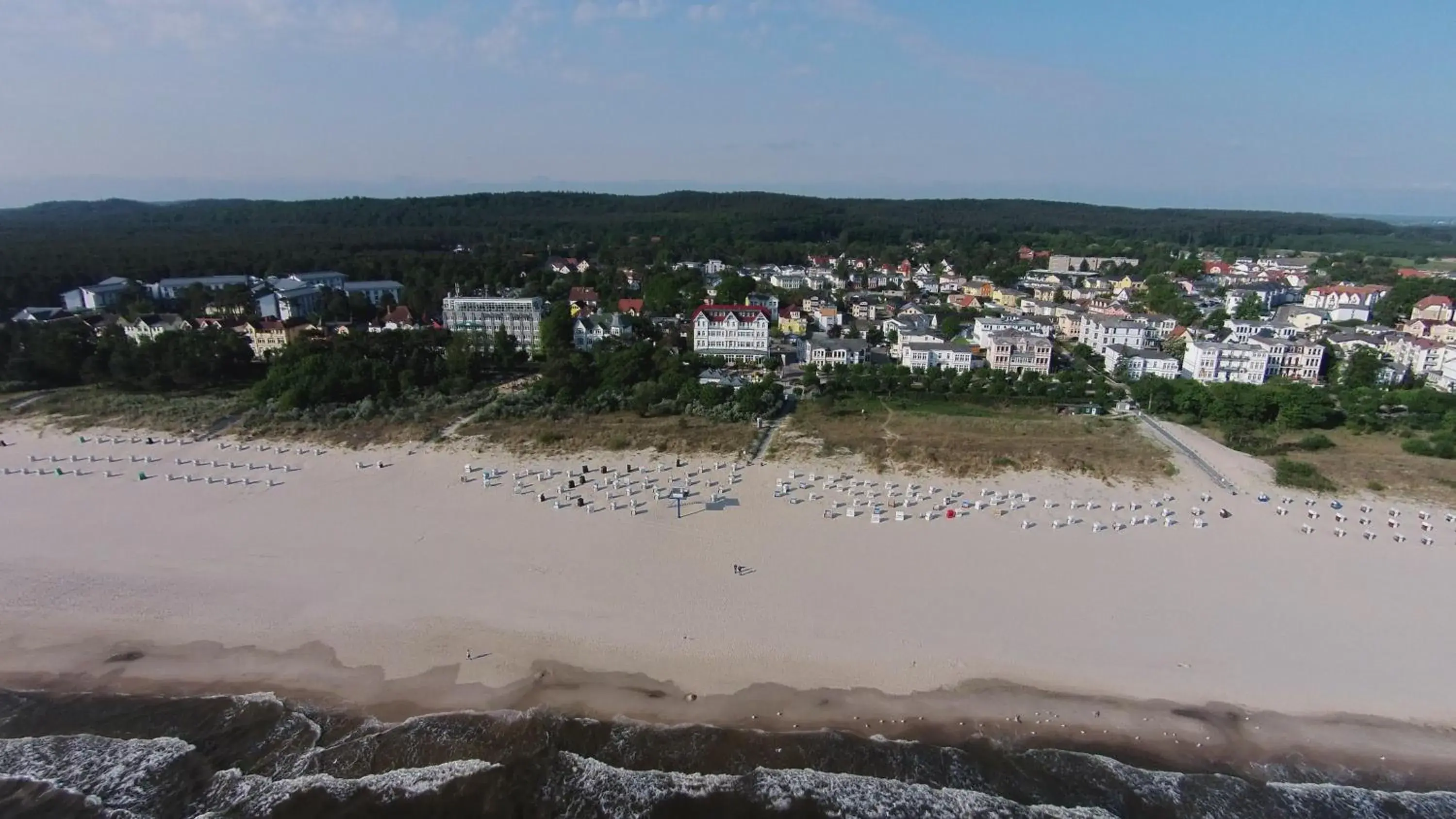 Day, Neighborhood in Strandhotel Ostende