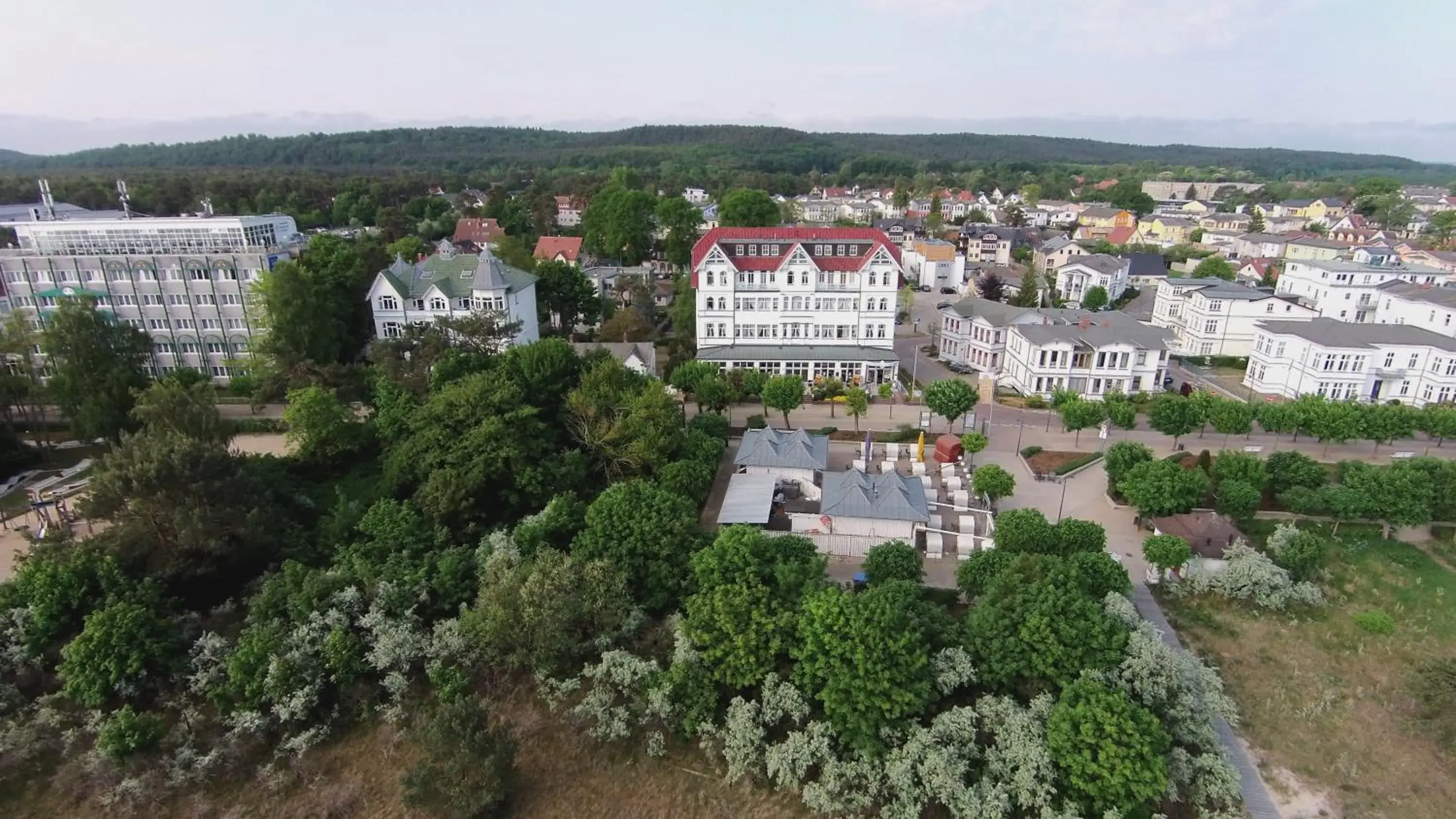 Day, Bird's-eye View in Strandhotel Ostende