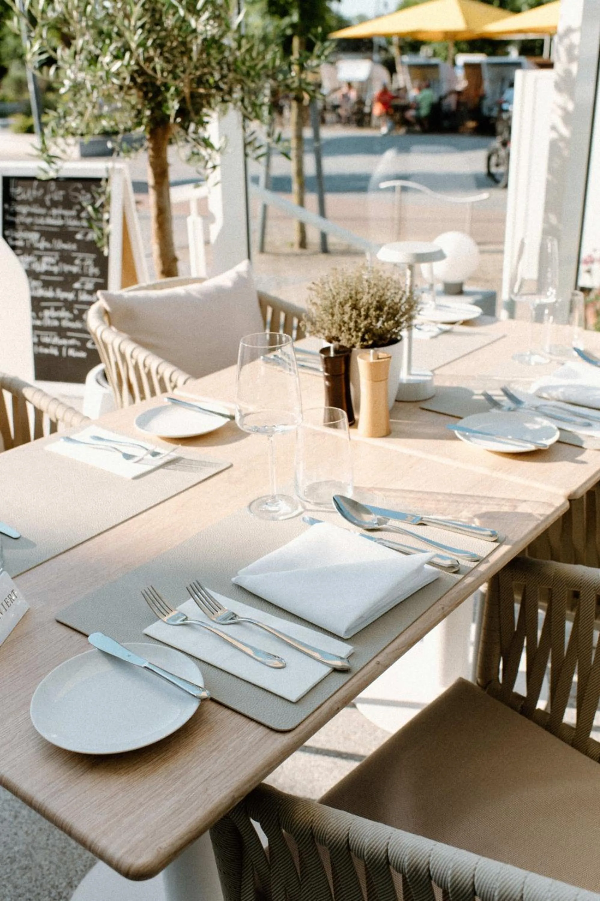 Restaurant/places to eat in Strandhotel Ostende