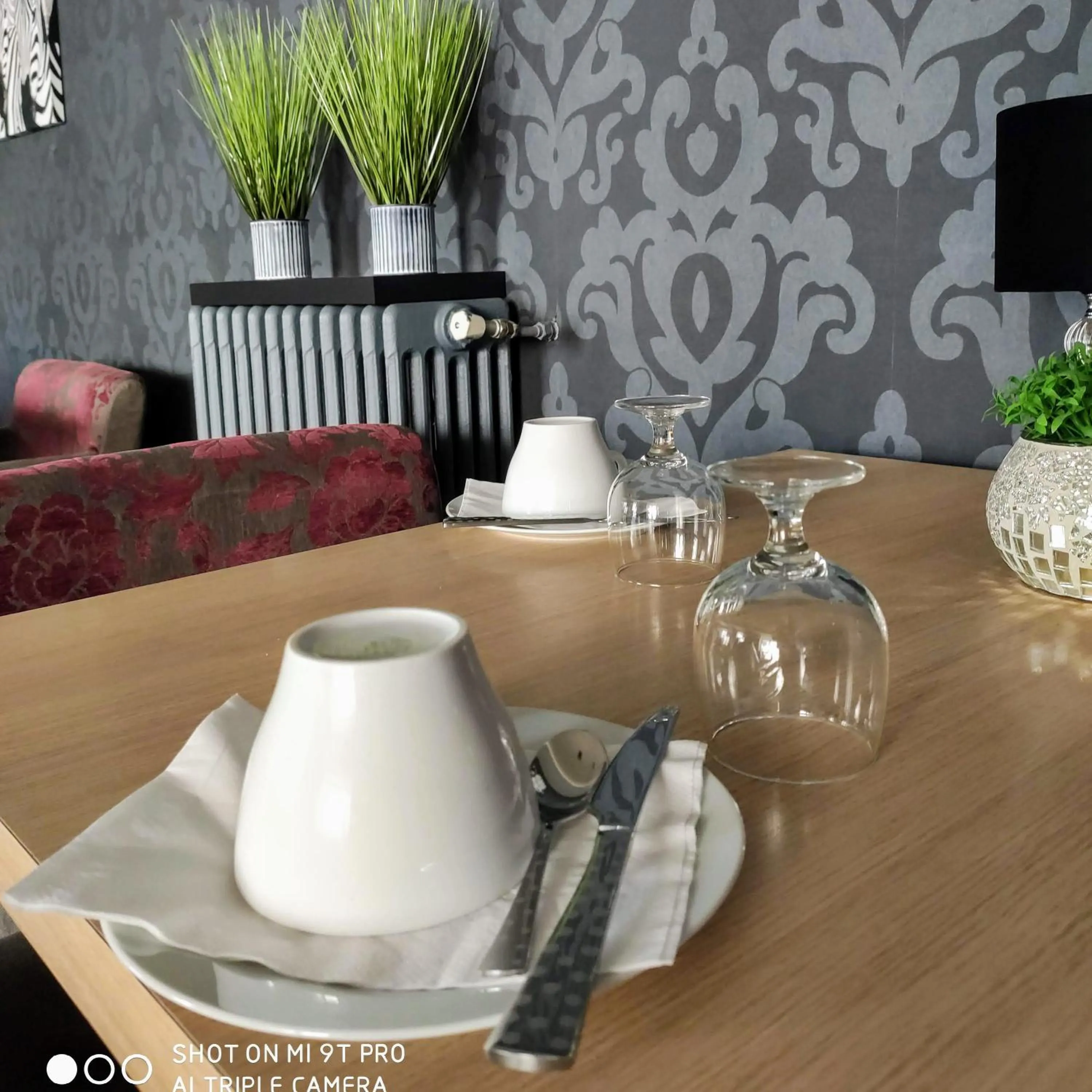 Communal lounge/ TV room in Celtic Hotel