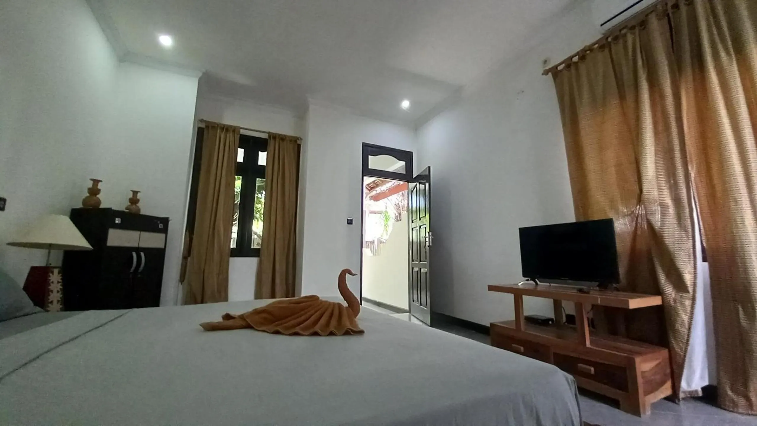 Photo of the whole room in Gili Welldone Guesthouse