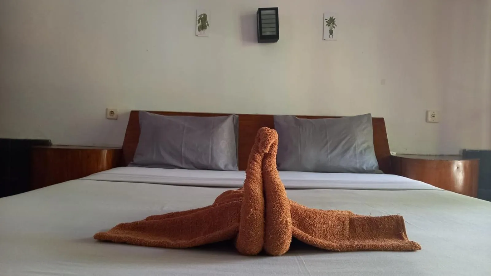 Bed in Gili Welldone Guesthouse