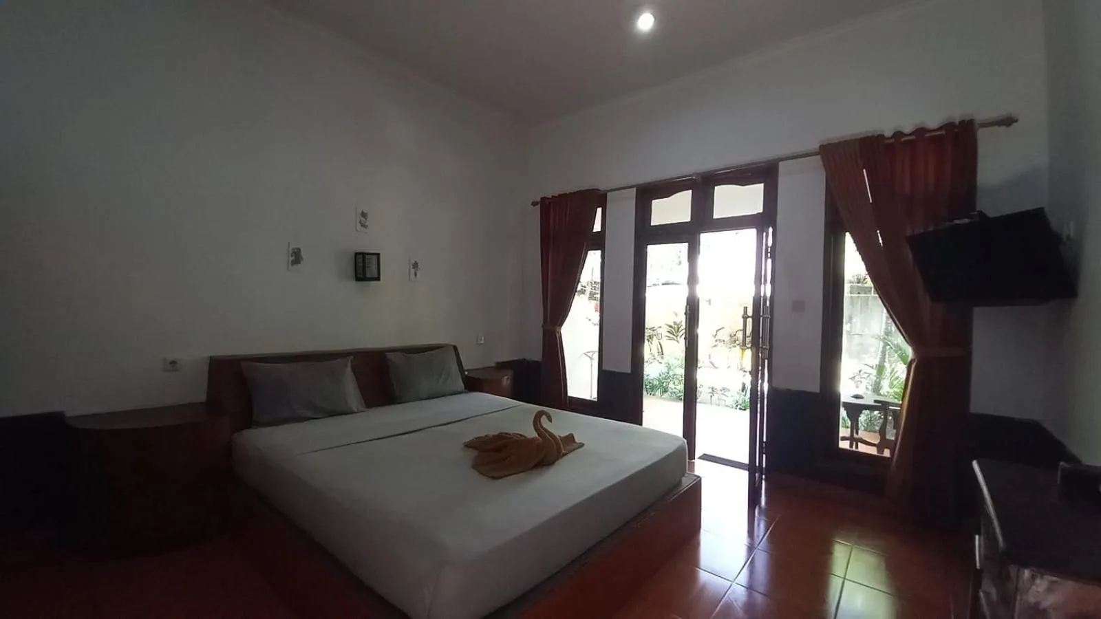 Bed in Gili Welldone Guesthouse