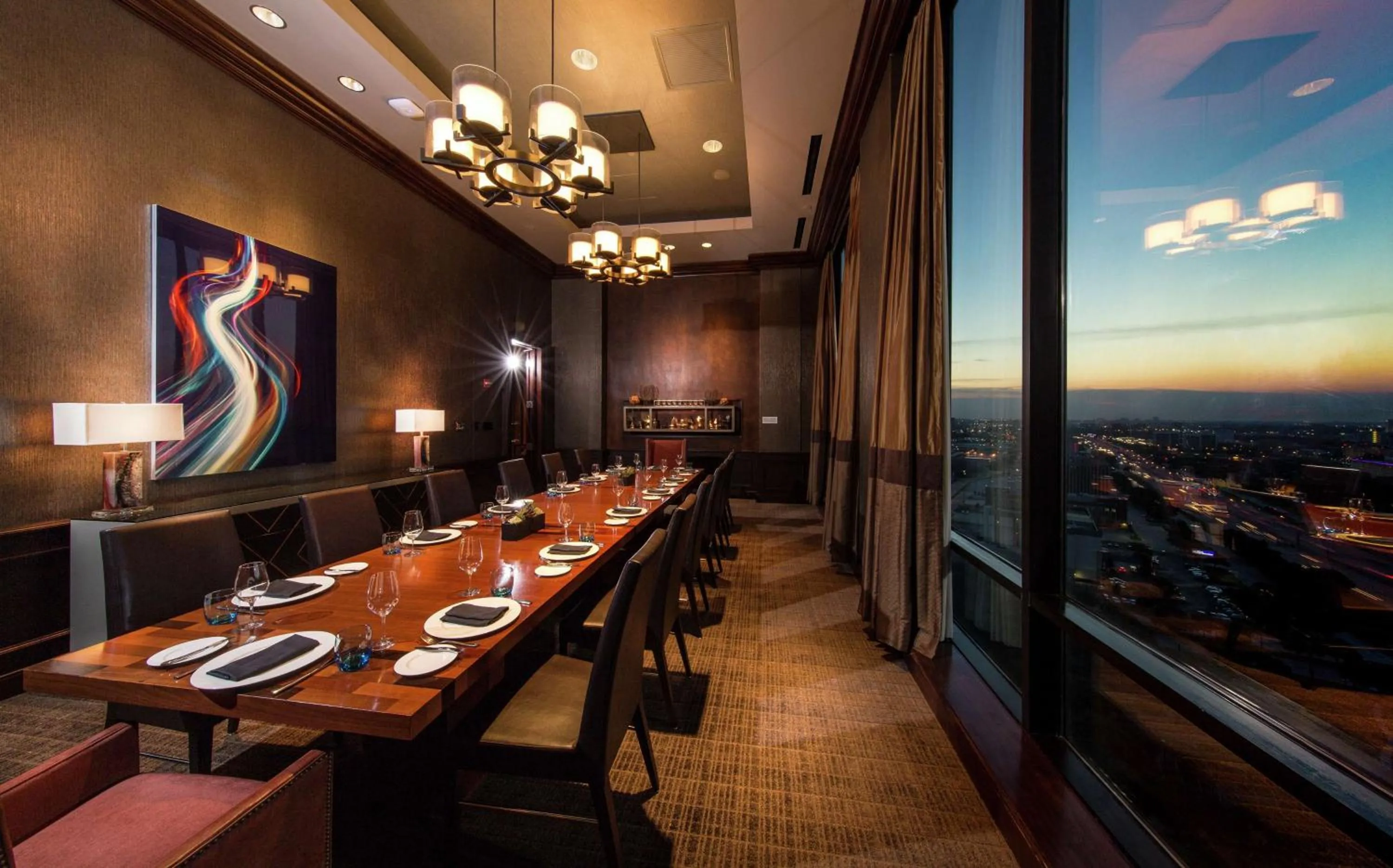 Restaurant/places to eat in Hilton Anatole