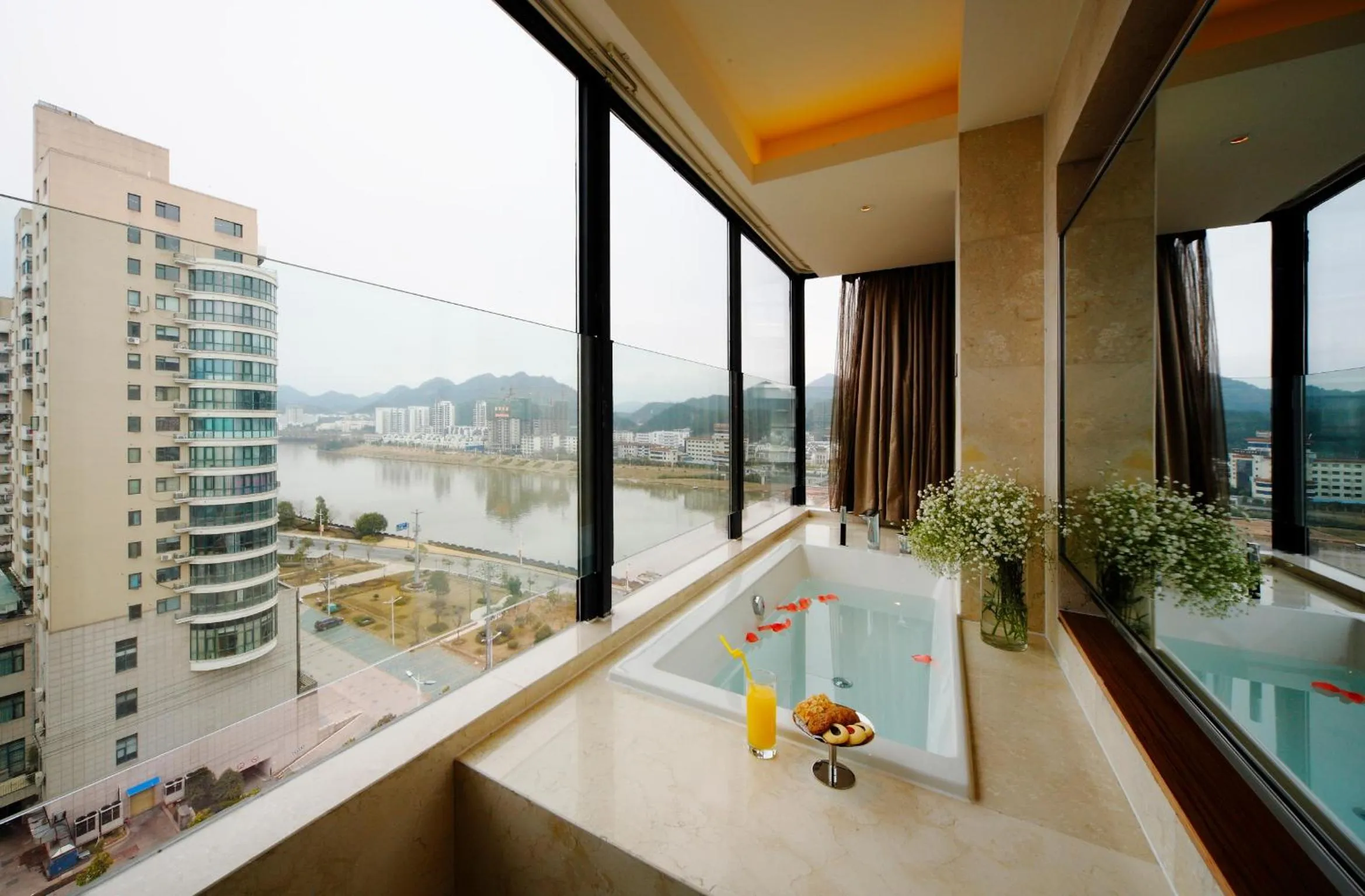 Bathroom in DW Hotel