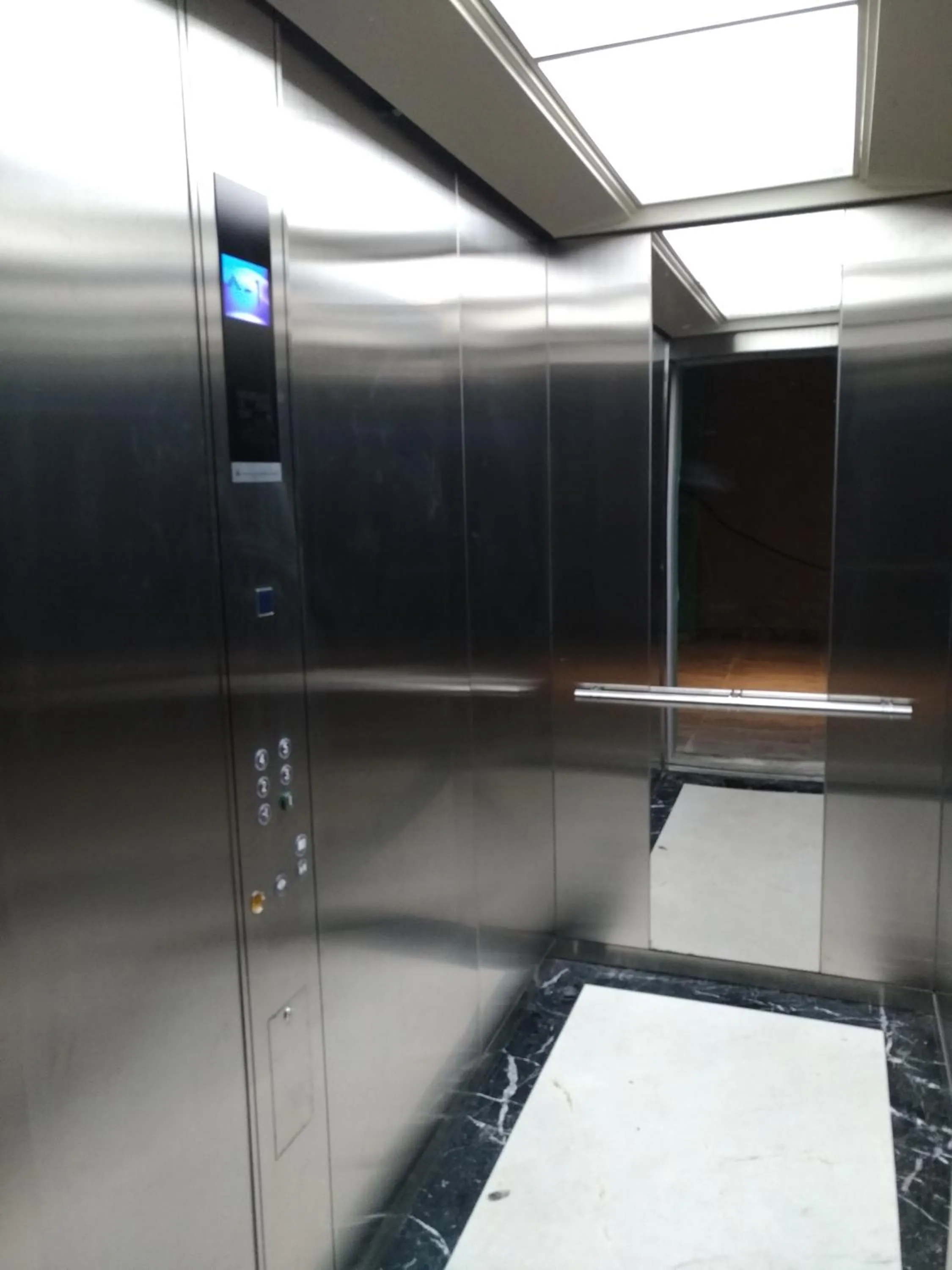 elevator in Gudauri, Loft 2, Redco