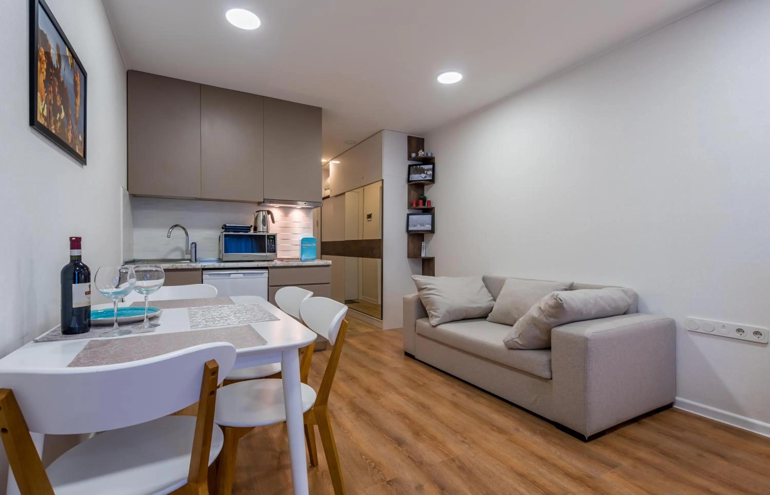 Photo of the whole room in Gudauri, Loft 2, Redco