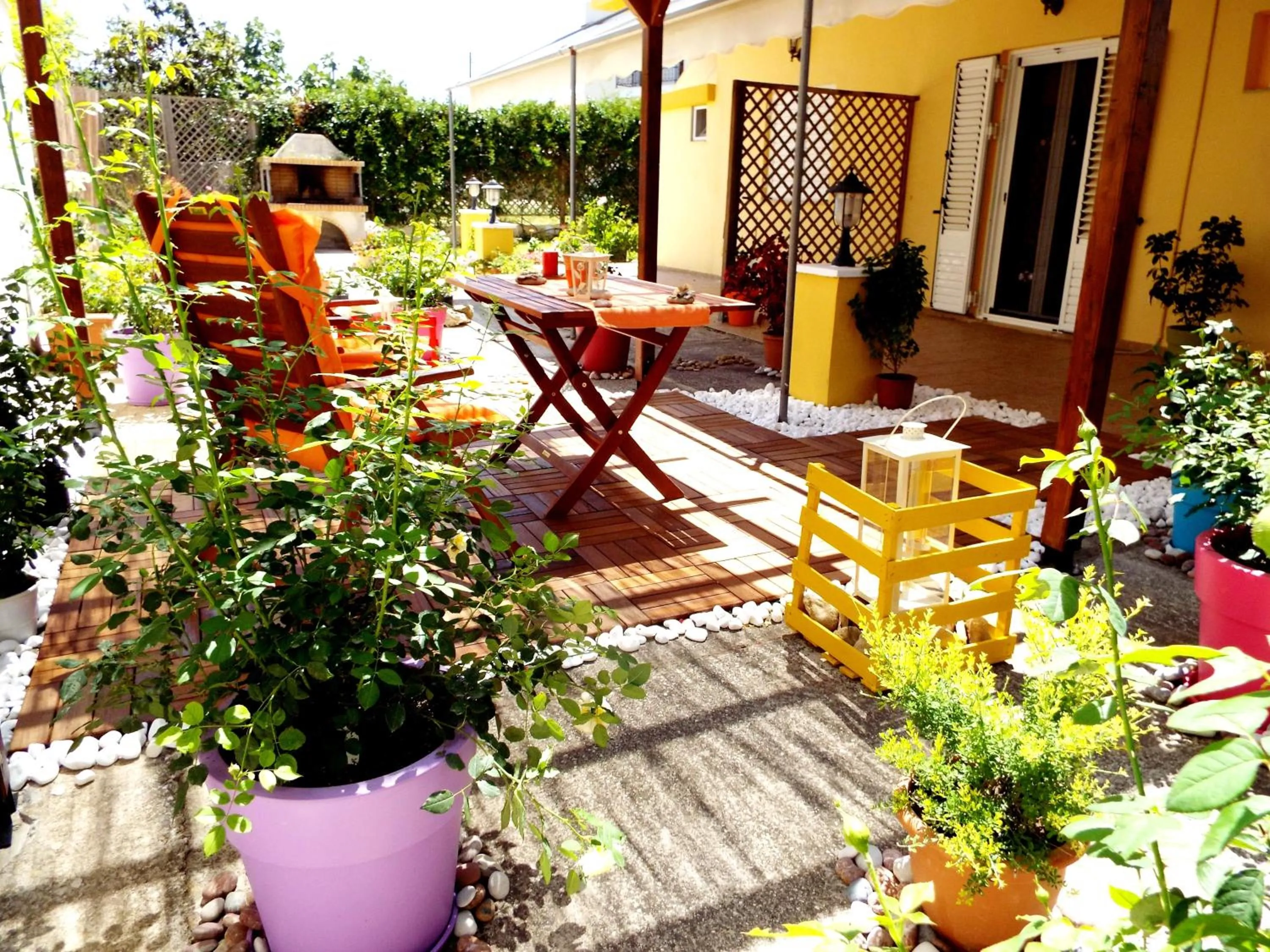 Patio in Heliofili