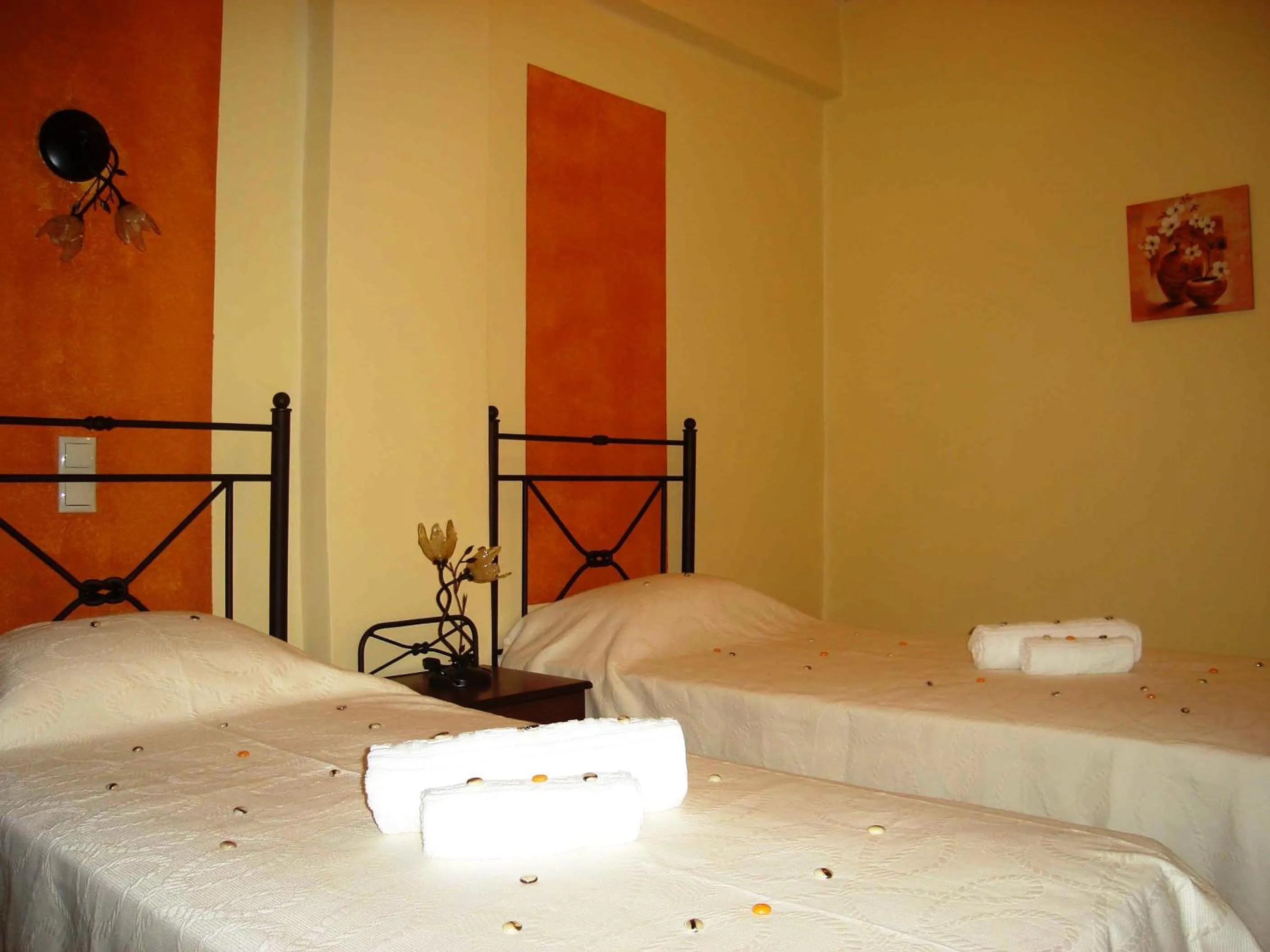 Bed in Heliofili