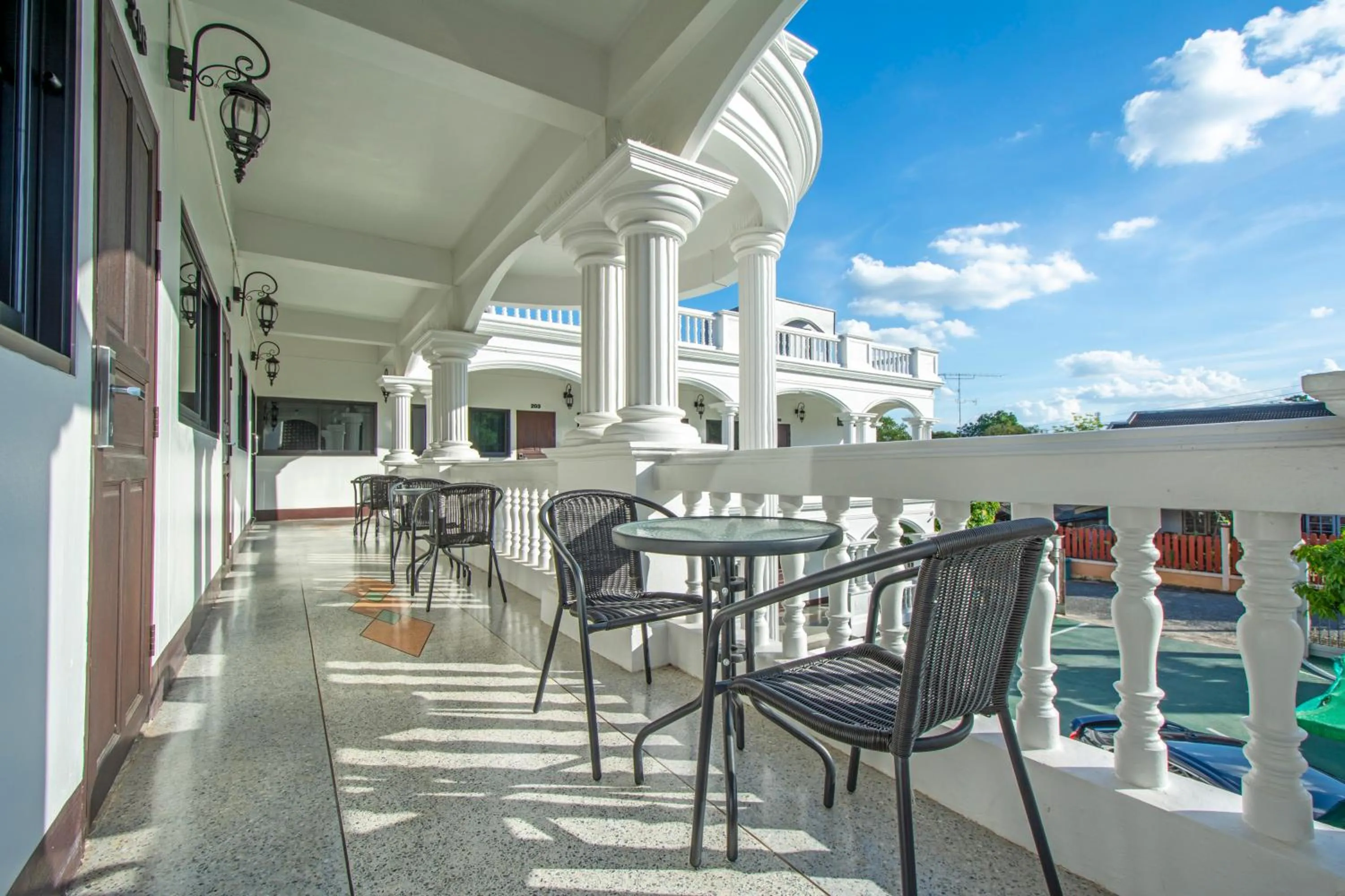 Happiness Guesthouse