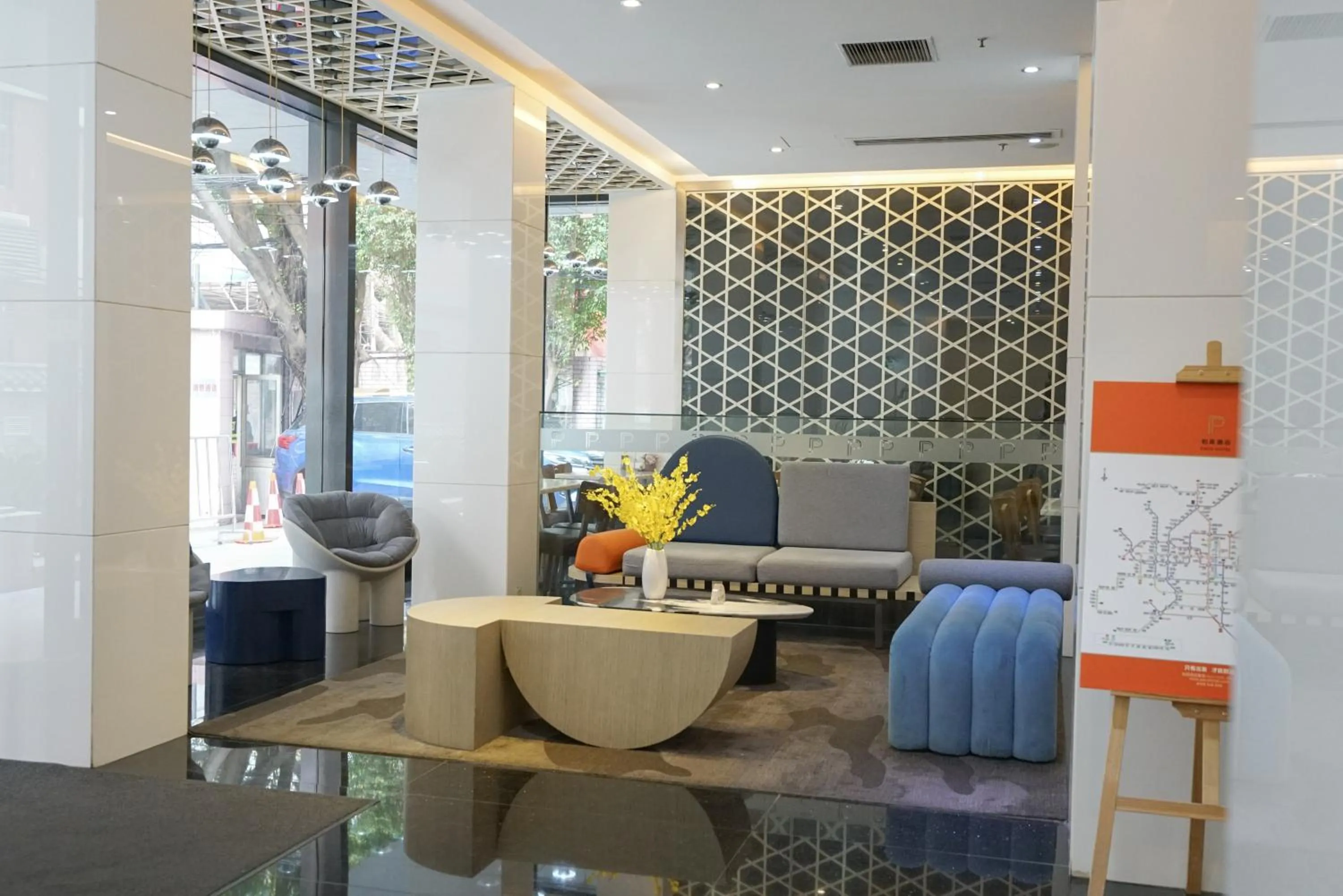 Lobby or reception in Paco Hotel Ouzhuang Metro Guangzhou