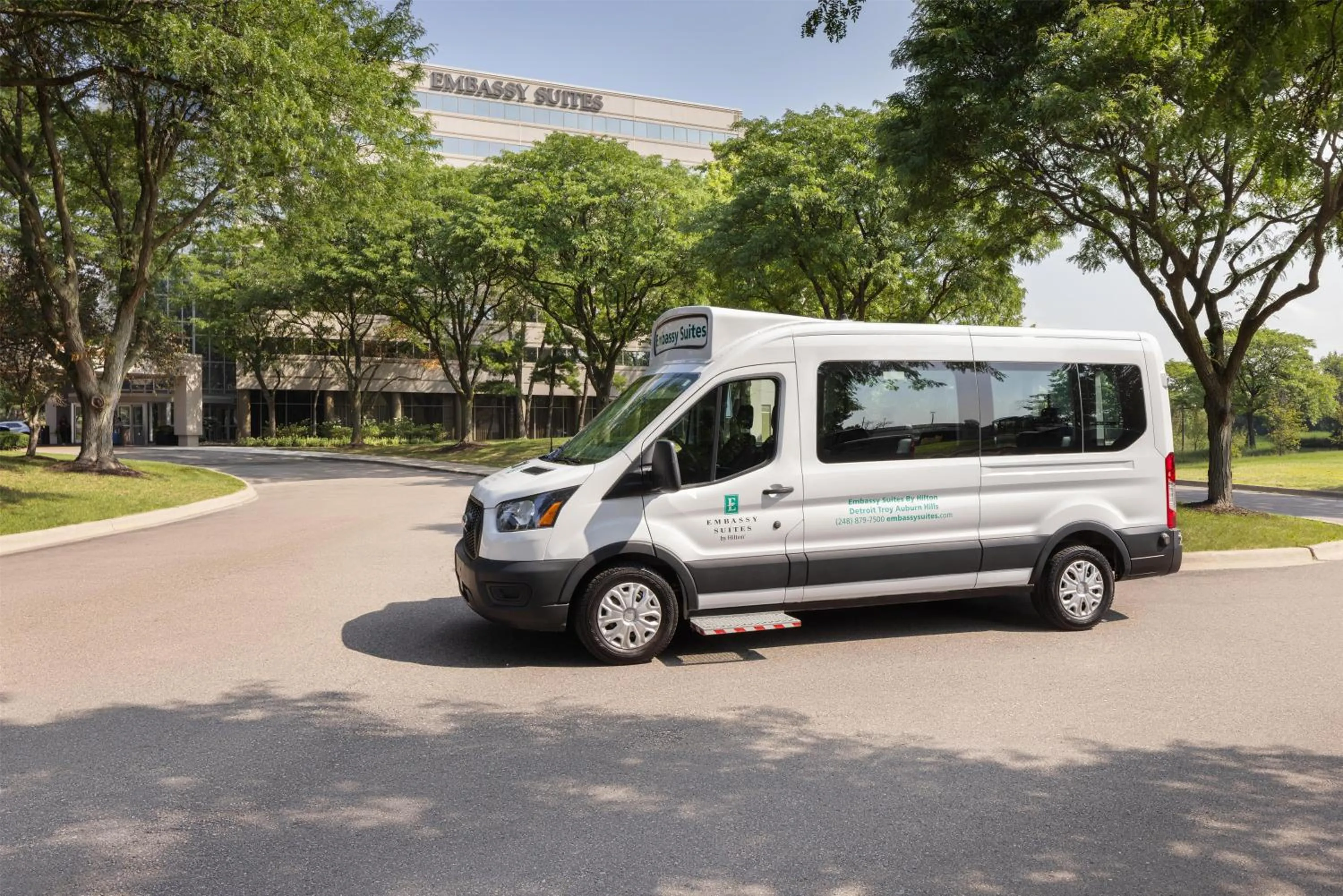 Property building in Embassy Suites by Hilton Detroit Troy Auburn Hills