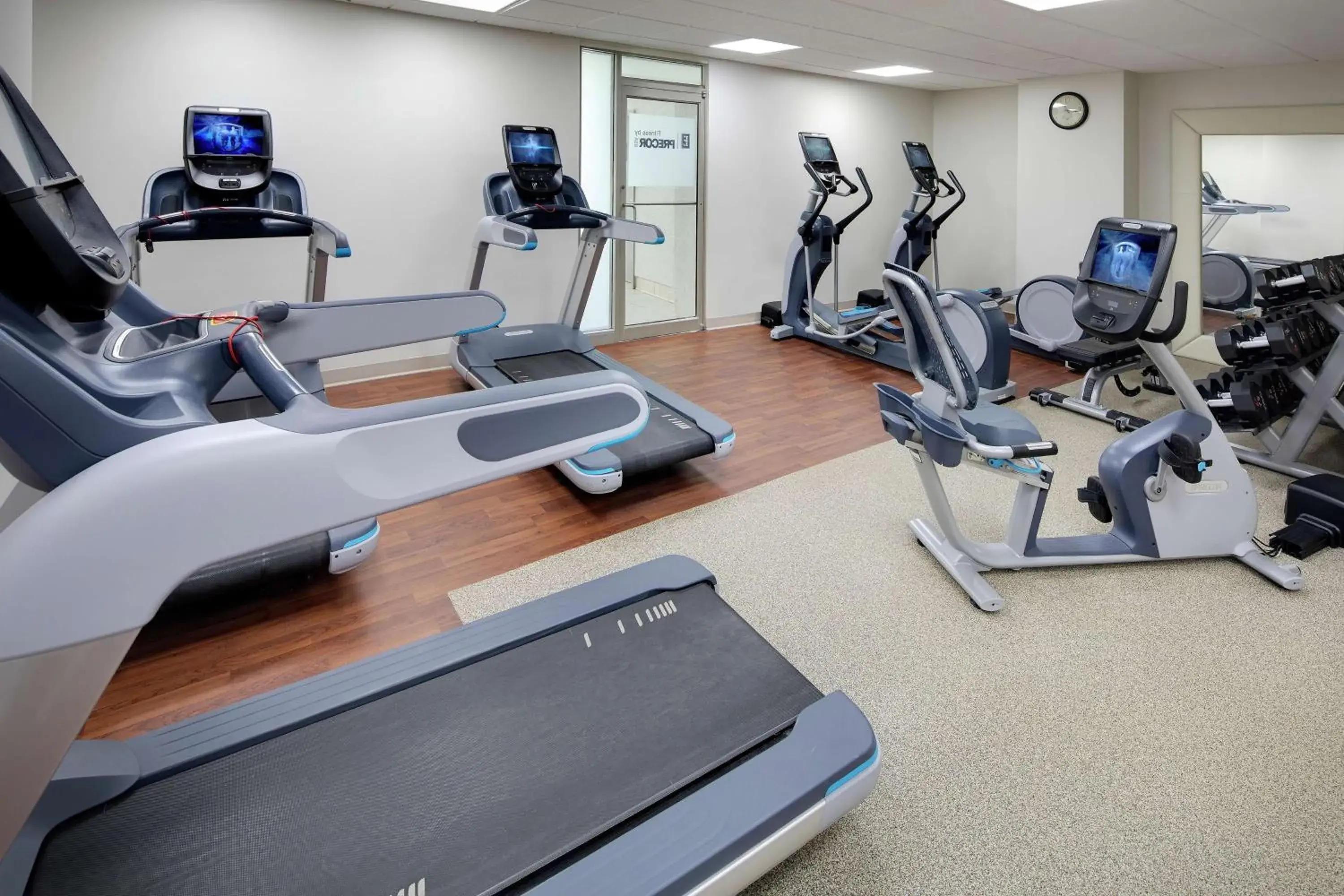 Fitness centre/facilities in Embassy Suites by Hilton Detroit Troy Auburn Hills Fitness centre/facilities in Embassy Suites by Hilton Detroit Troy Auburn Hills
