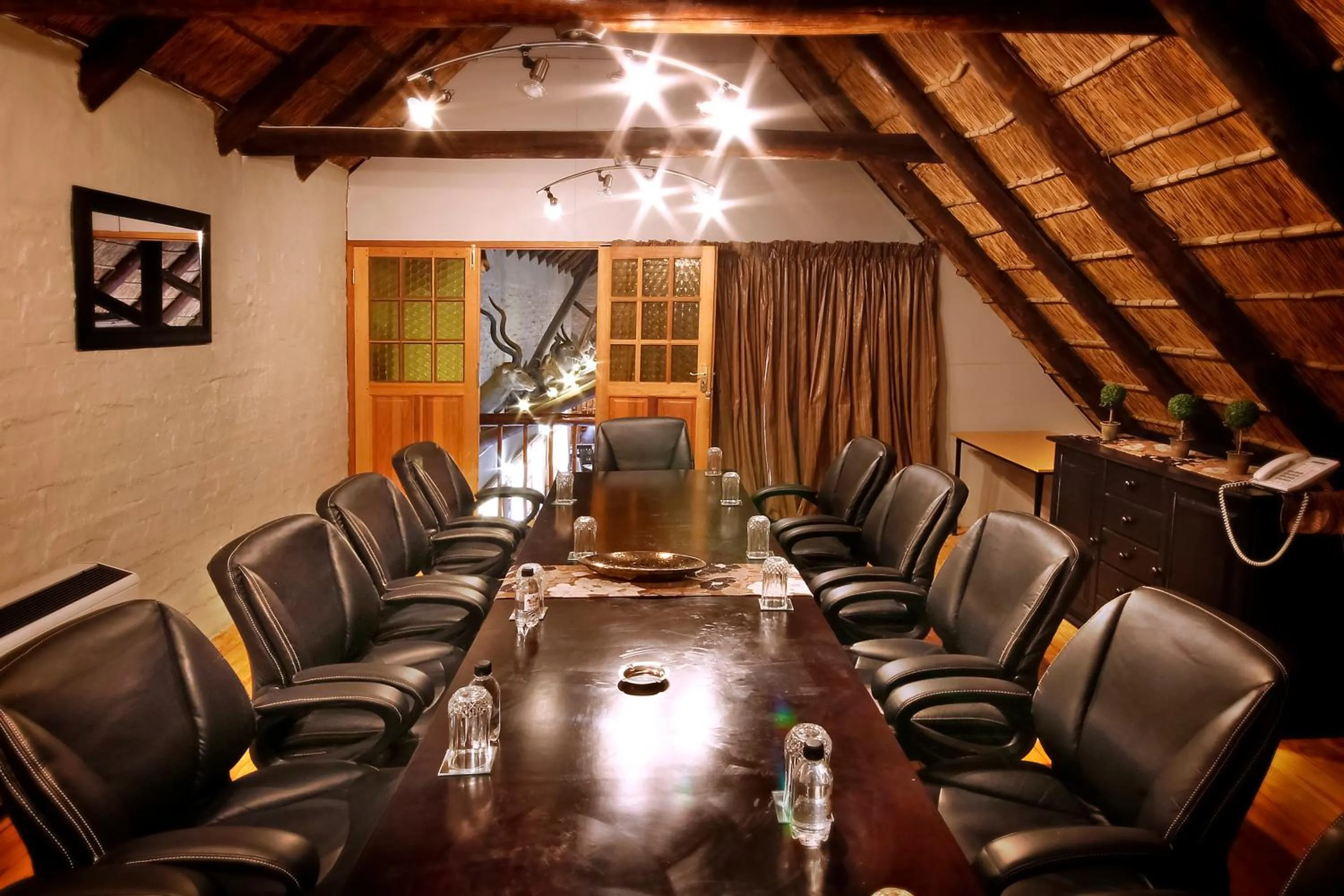 Business facilities in Bains Lodge - Sustainable Electricity