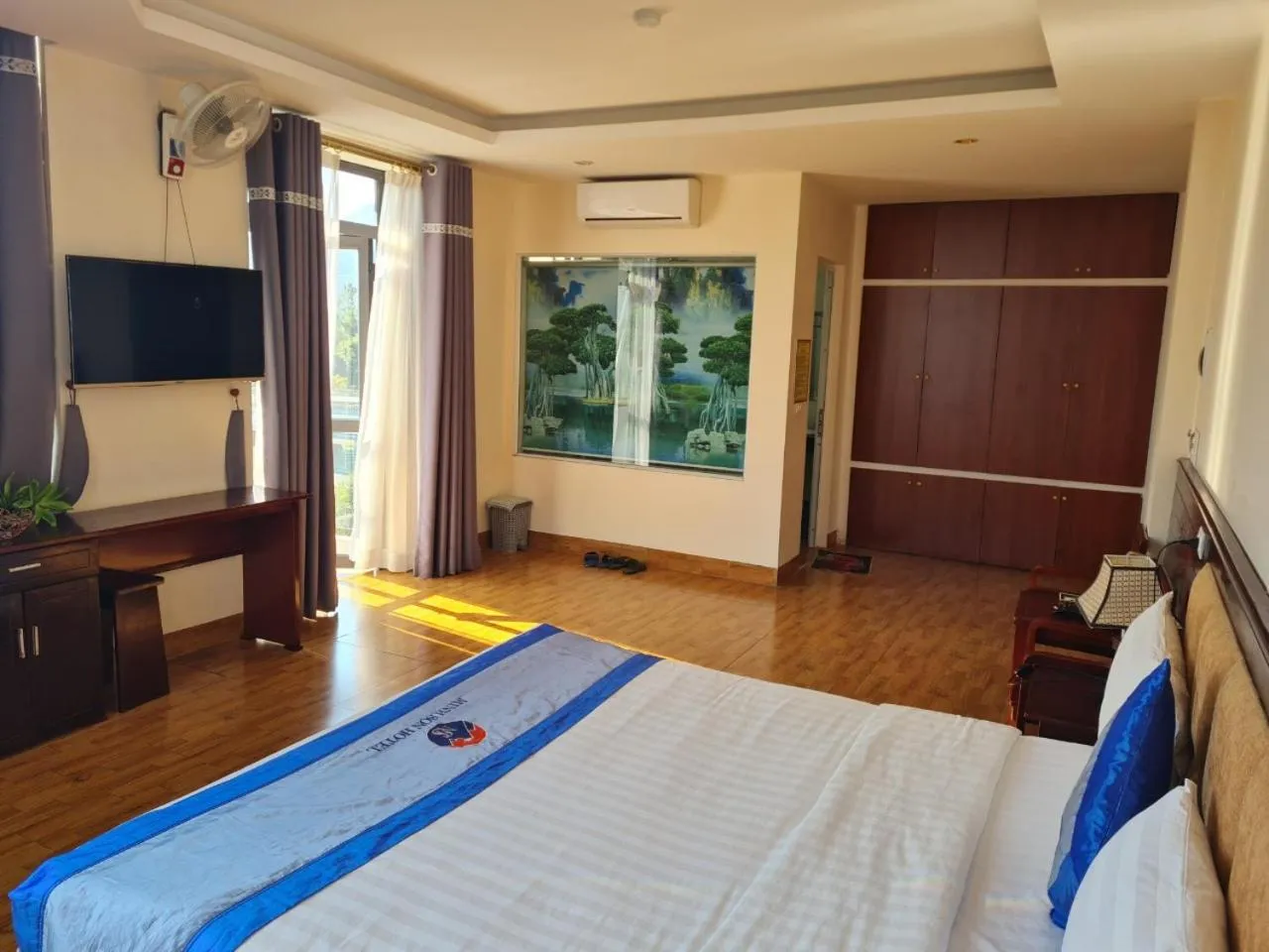 Bed in Minh Sơn HOTEL