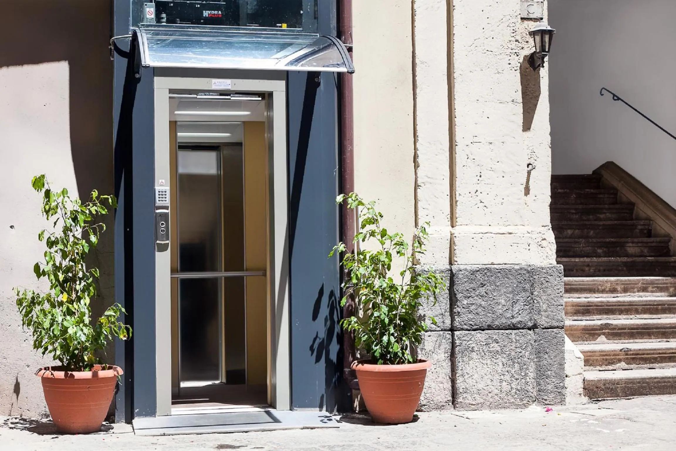 Facade/entrance in BMode