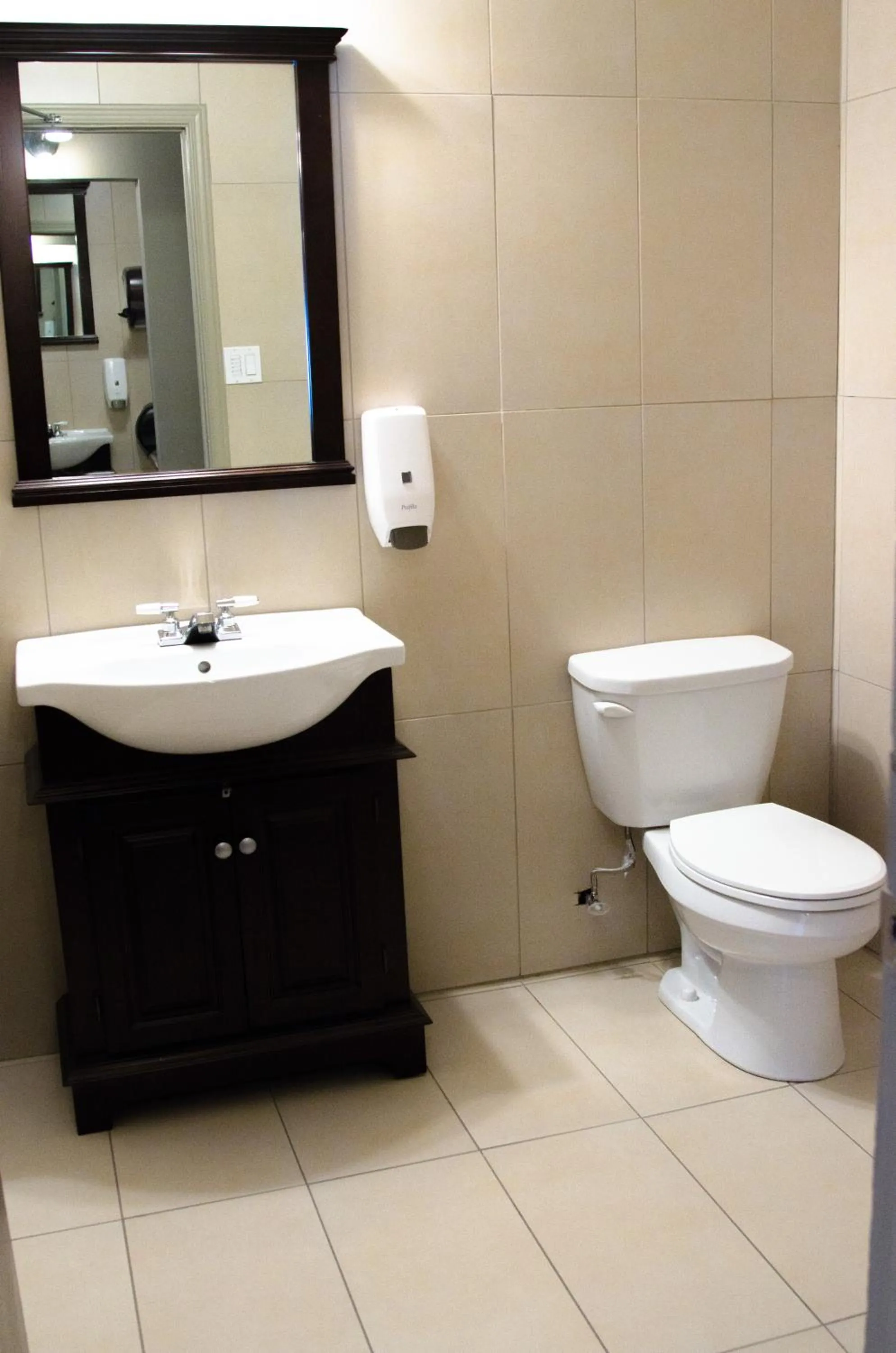 Other in Hôtel Écono-One