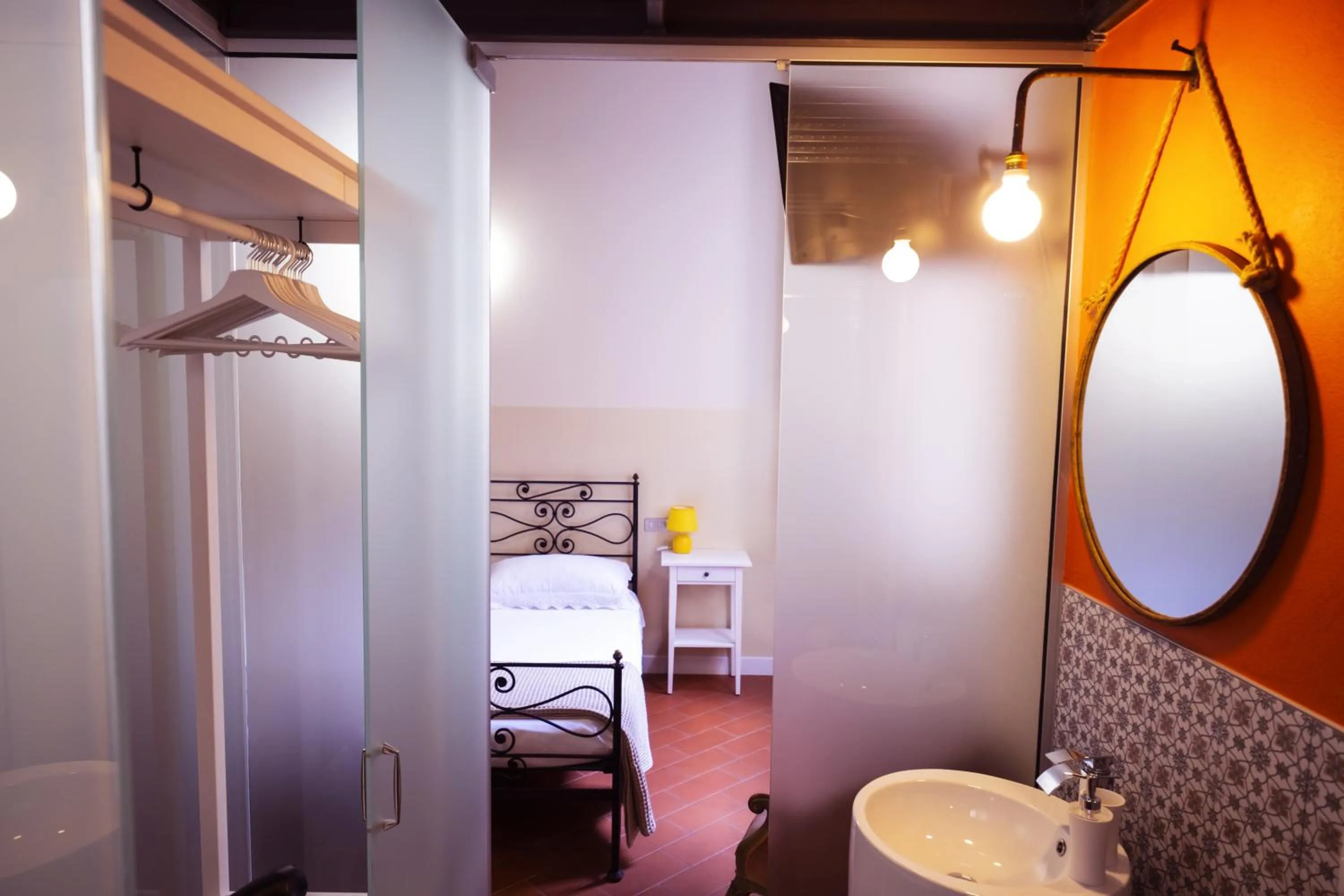 Bathroom, Bed in Foresteria Bergamo Bella B&B