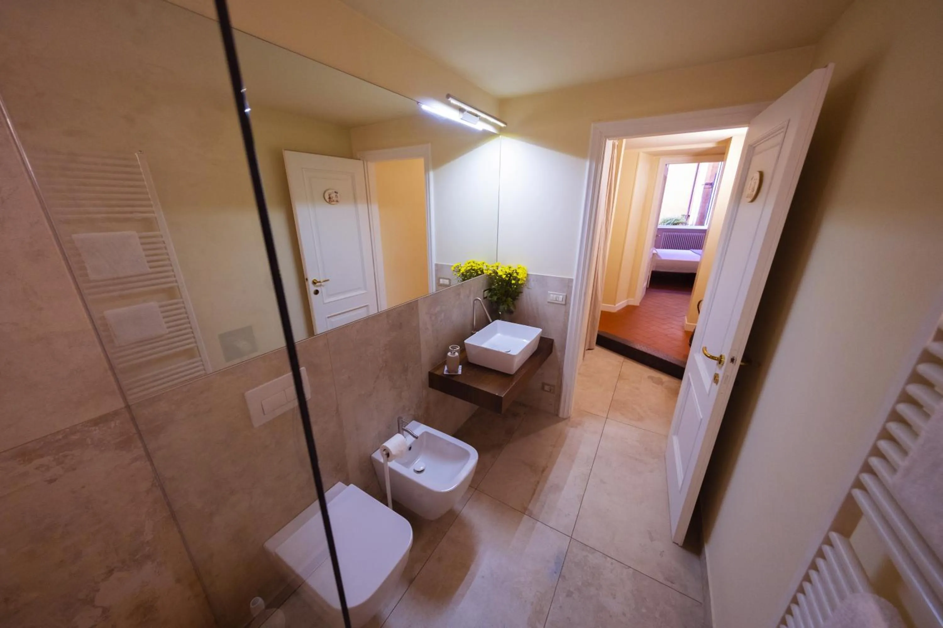 Bathroom in Foresteria Bergamo Bella B&B