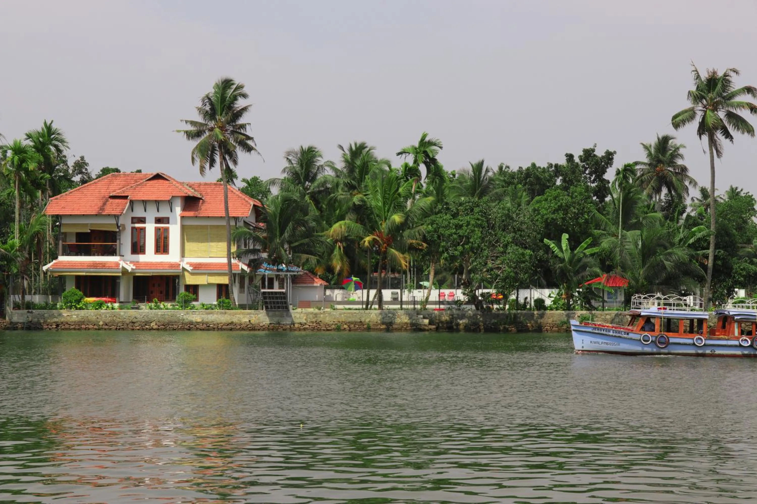 Water's Edge Villas