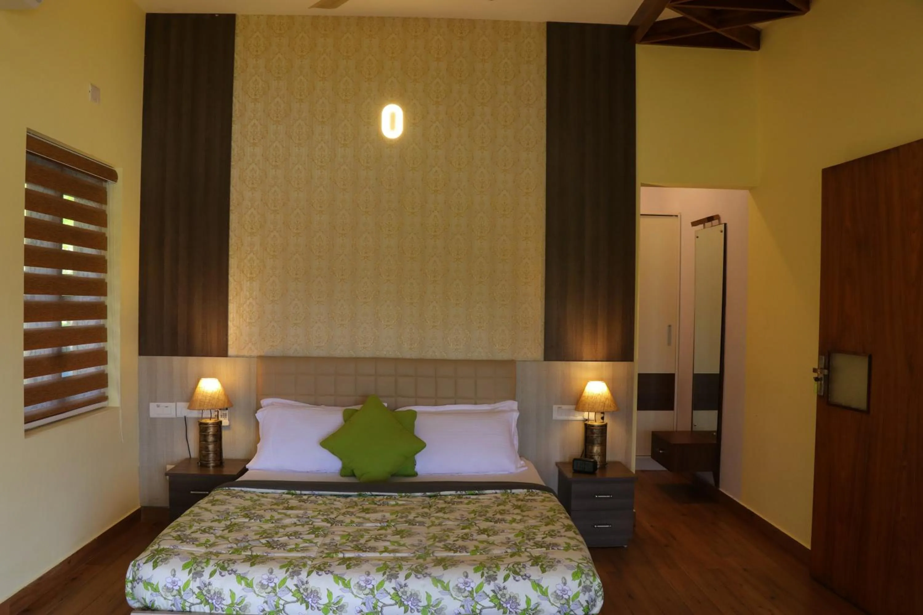 Double Room with Patio - single occupancy in Water's Edge Villas