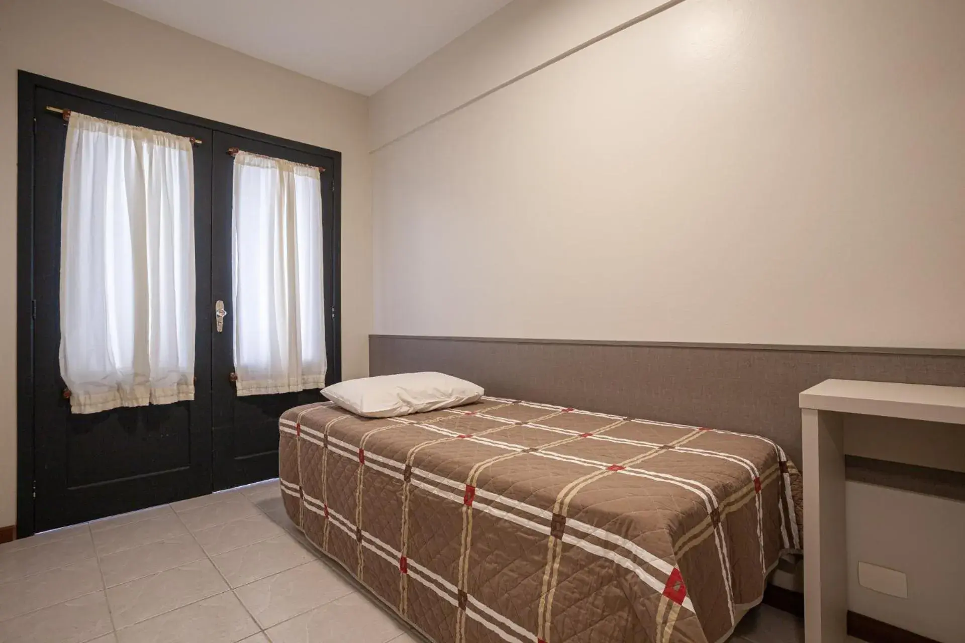 Bed in A Furninha Hotel Bed in A Furninha Hotel