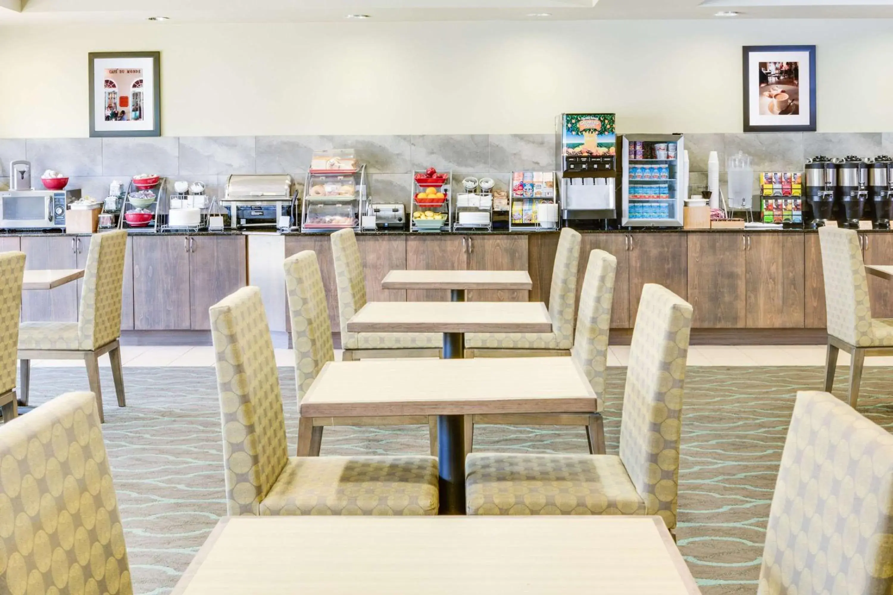Restaurant/places to eat in Wingate by Wyndham Bossier City Restaurant/places to eat in Wingate by Wyndham Bossier City