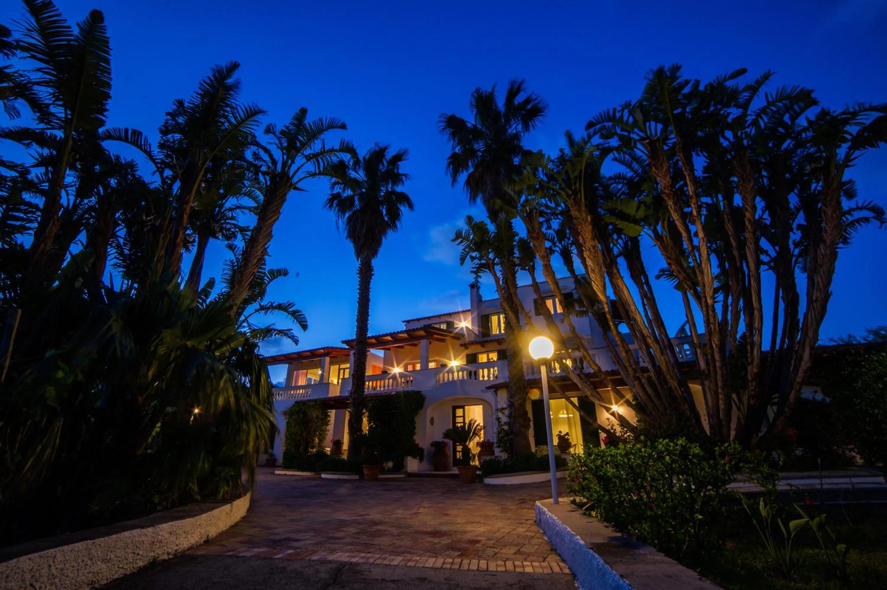 Facade/entrance in Residence San Domenico