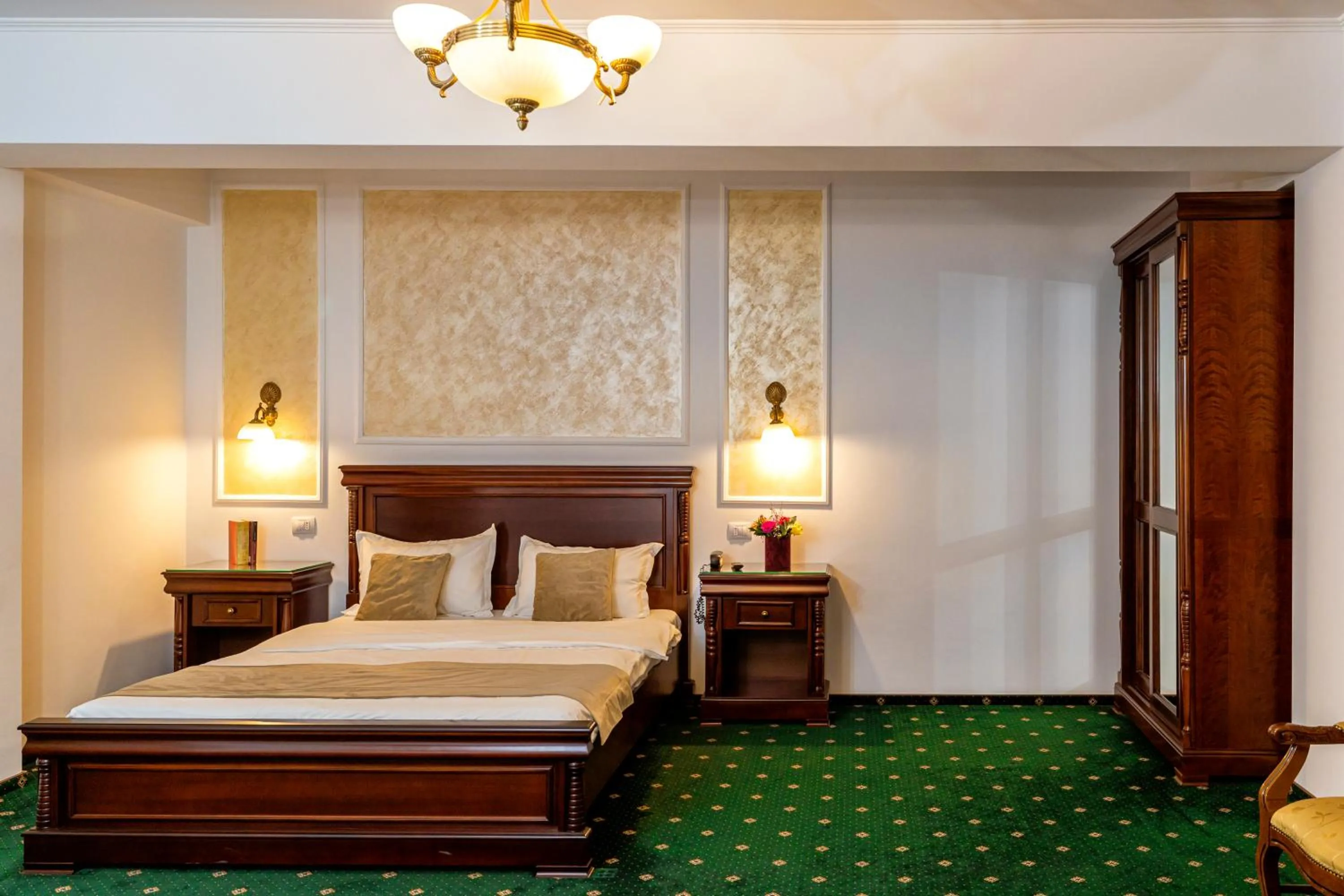 Bed in Hotel Victoria