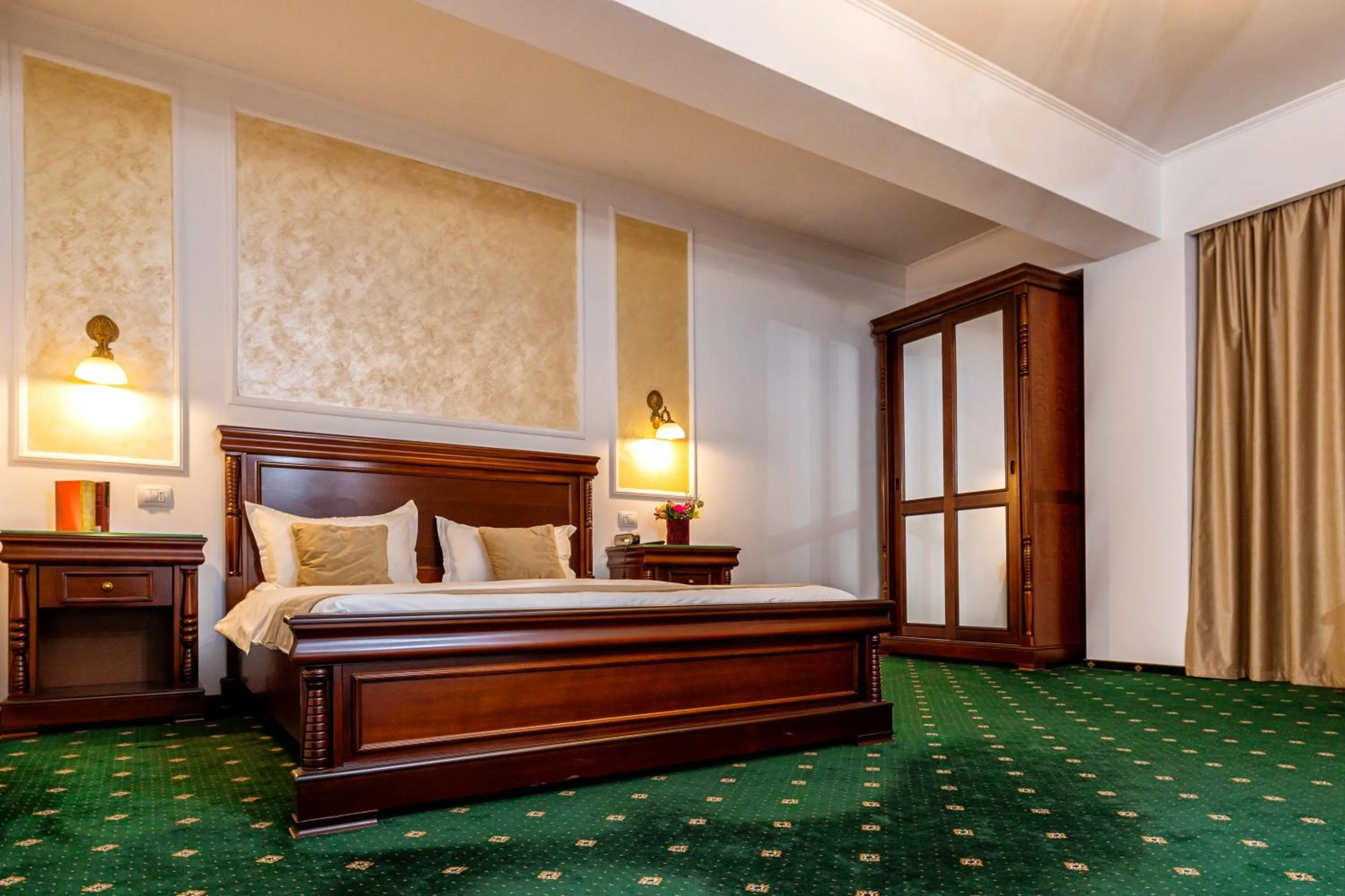 Bed in Hotel Victoria