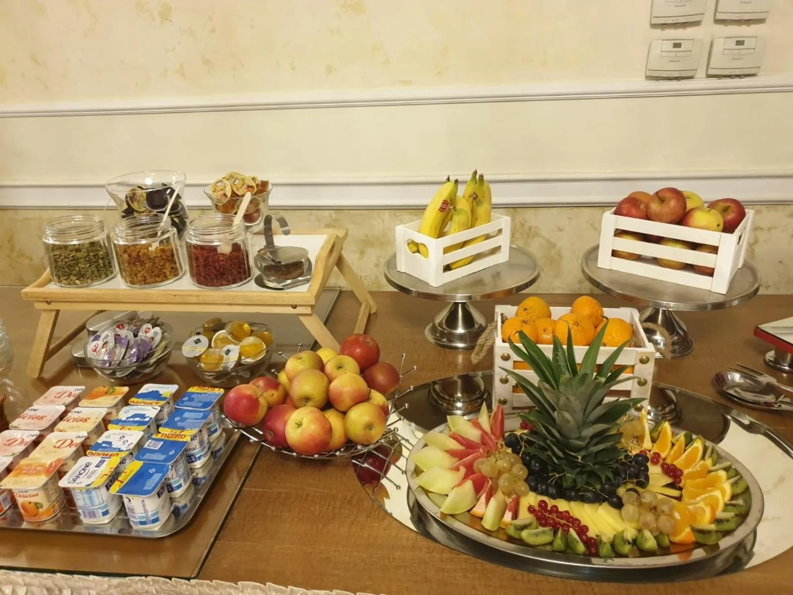 Restaurant/places to eat in Hotel Victoria