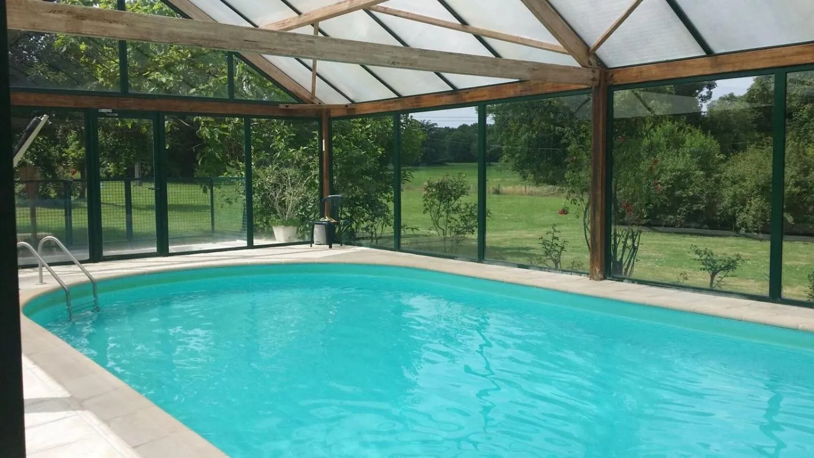 Pool view in Chateau Vary