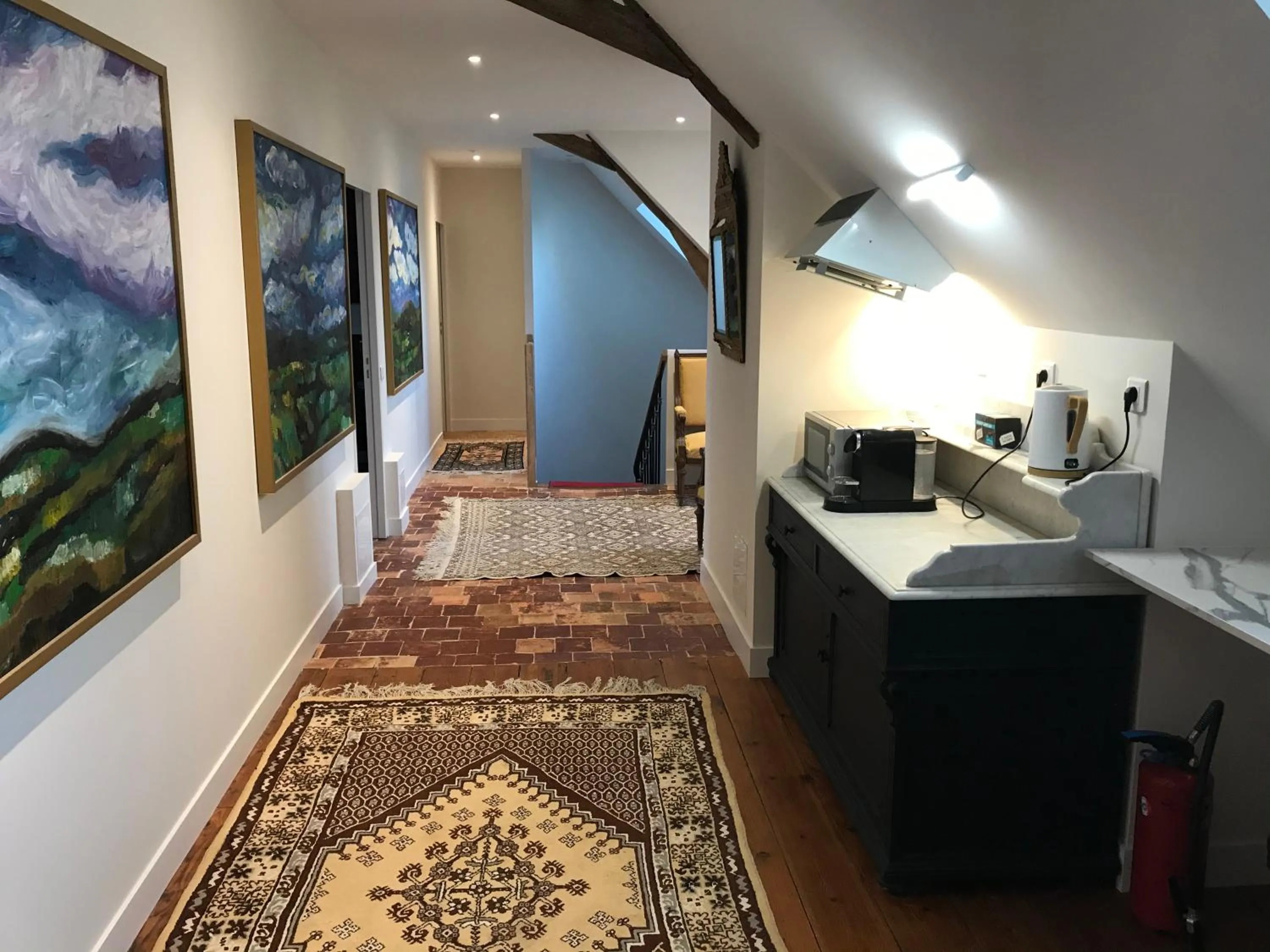 Coffee/tea facilities in Chateau Vary