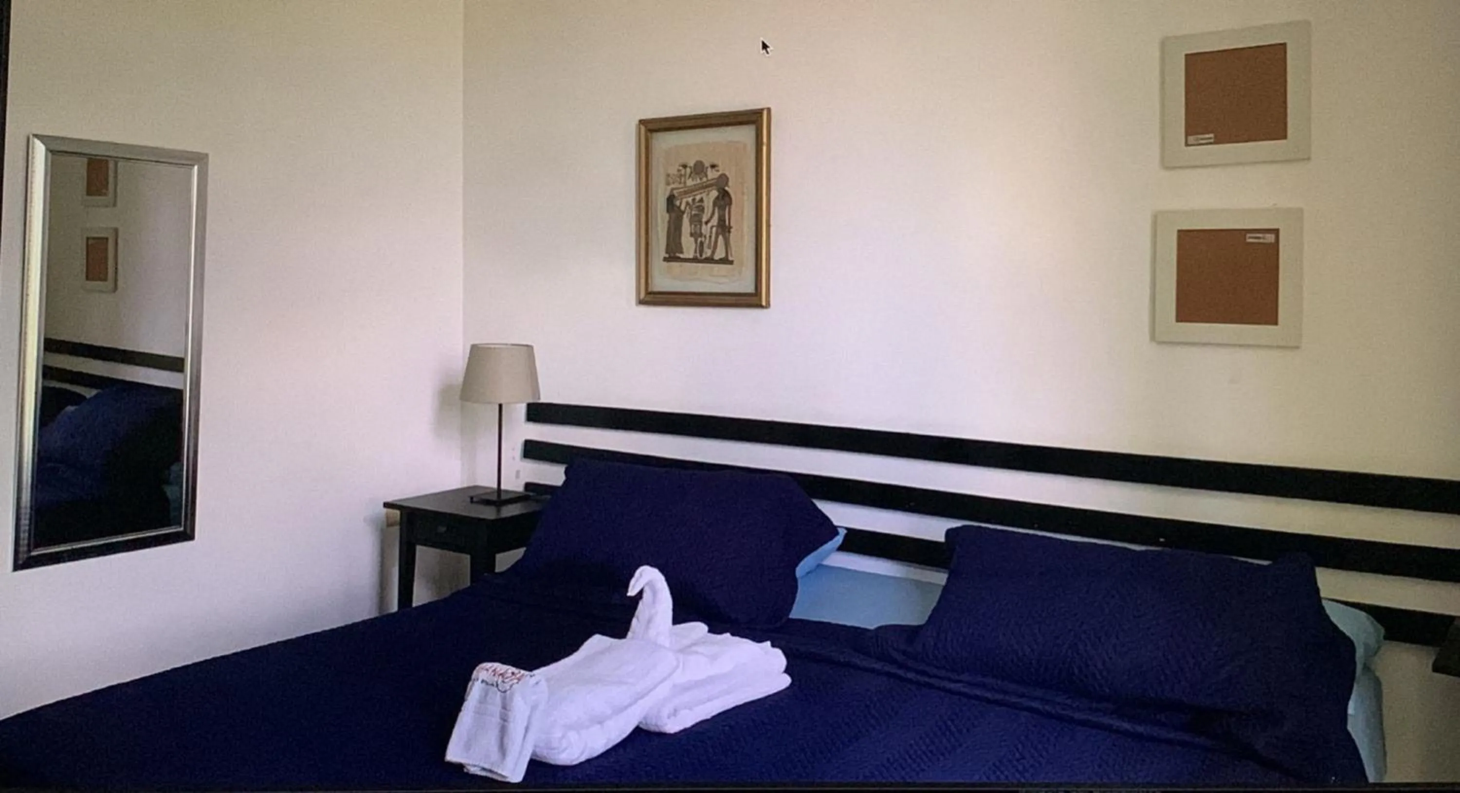 Bedroom, Bed in Manaya Bed & Breakfast